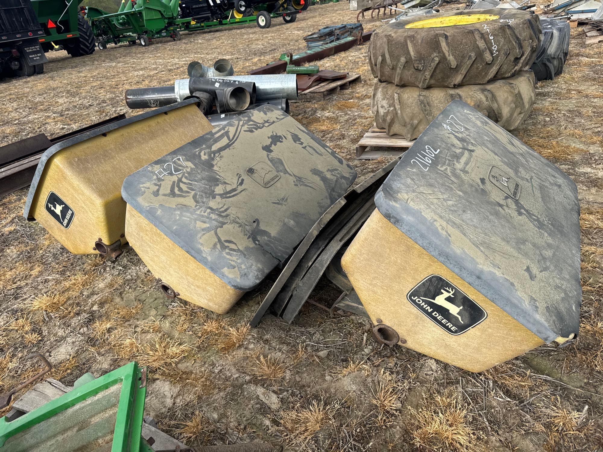 (3) JOHN DEERE DRY FERTILIZER DISTRIBUTORS (A64278)