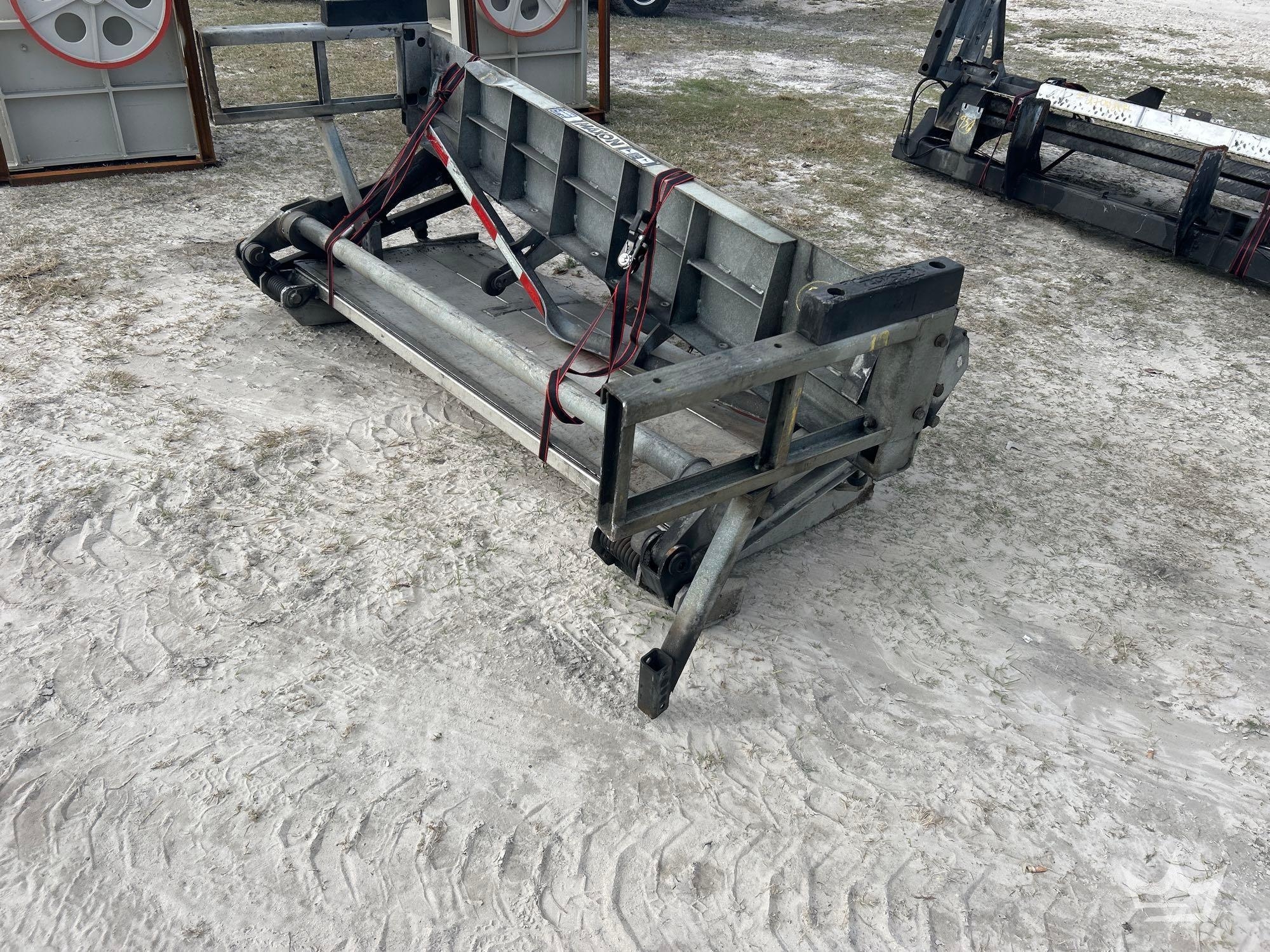 Hydraulic Liftgate (A59230)