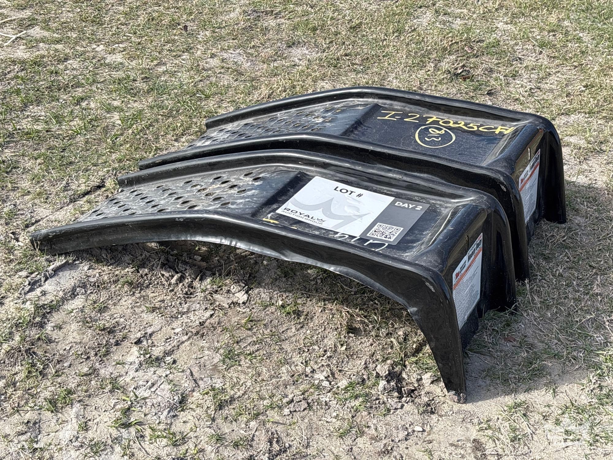 Pittsburgh Heavy Duty Solid Steel Auto Ramps (A59230)