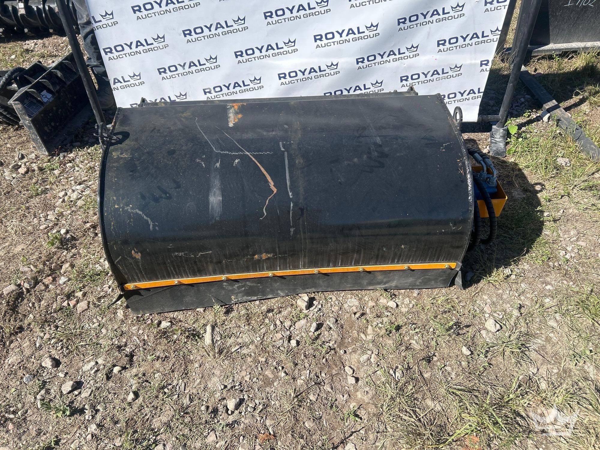 2025 BS43 44in. Hydraulic Boxbroom Sweeper Mini Skid Steer Attachment (A61567)