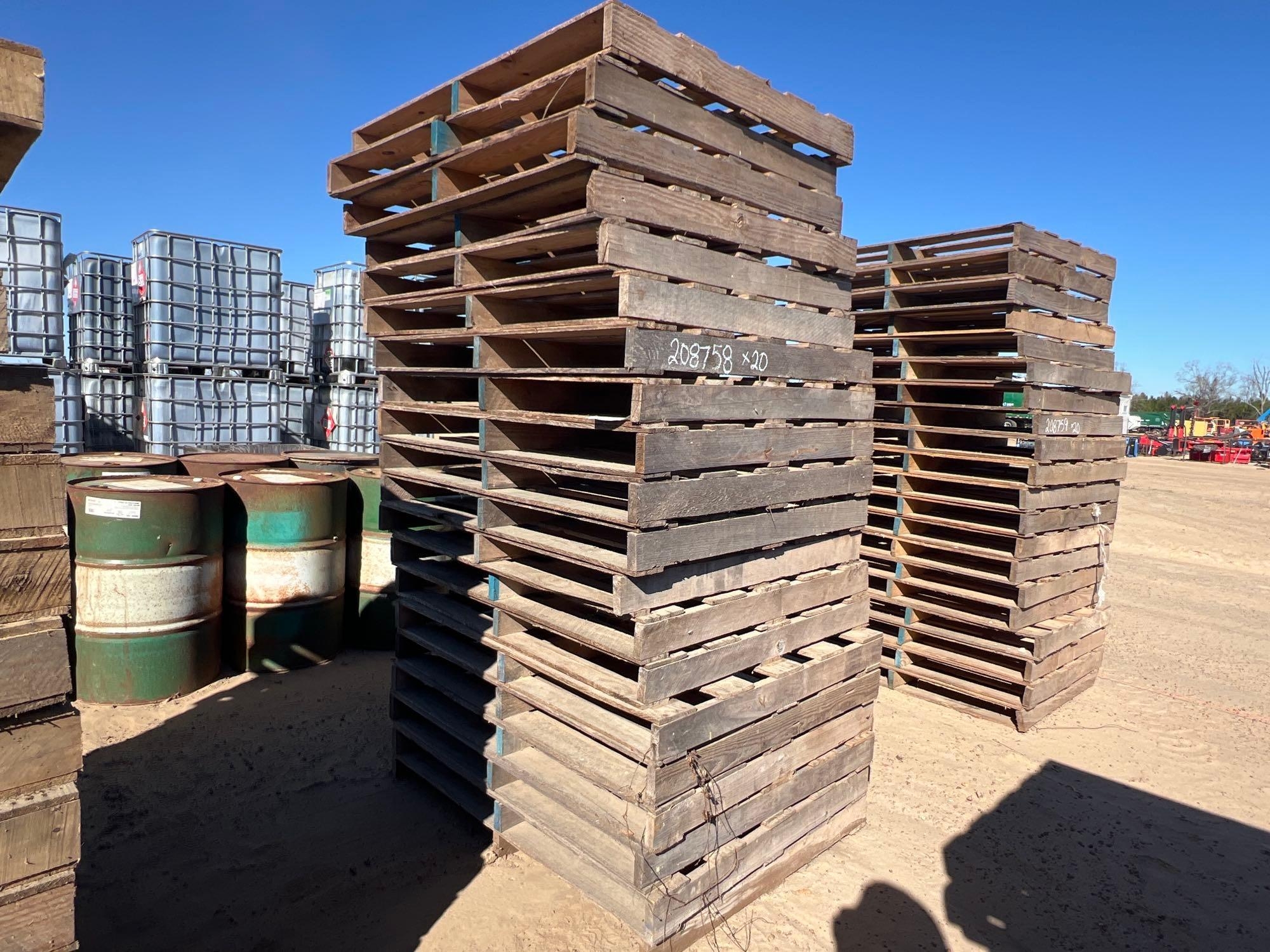 (20) WOOD PALLETS (A60432)