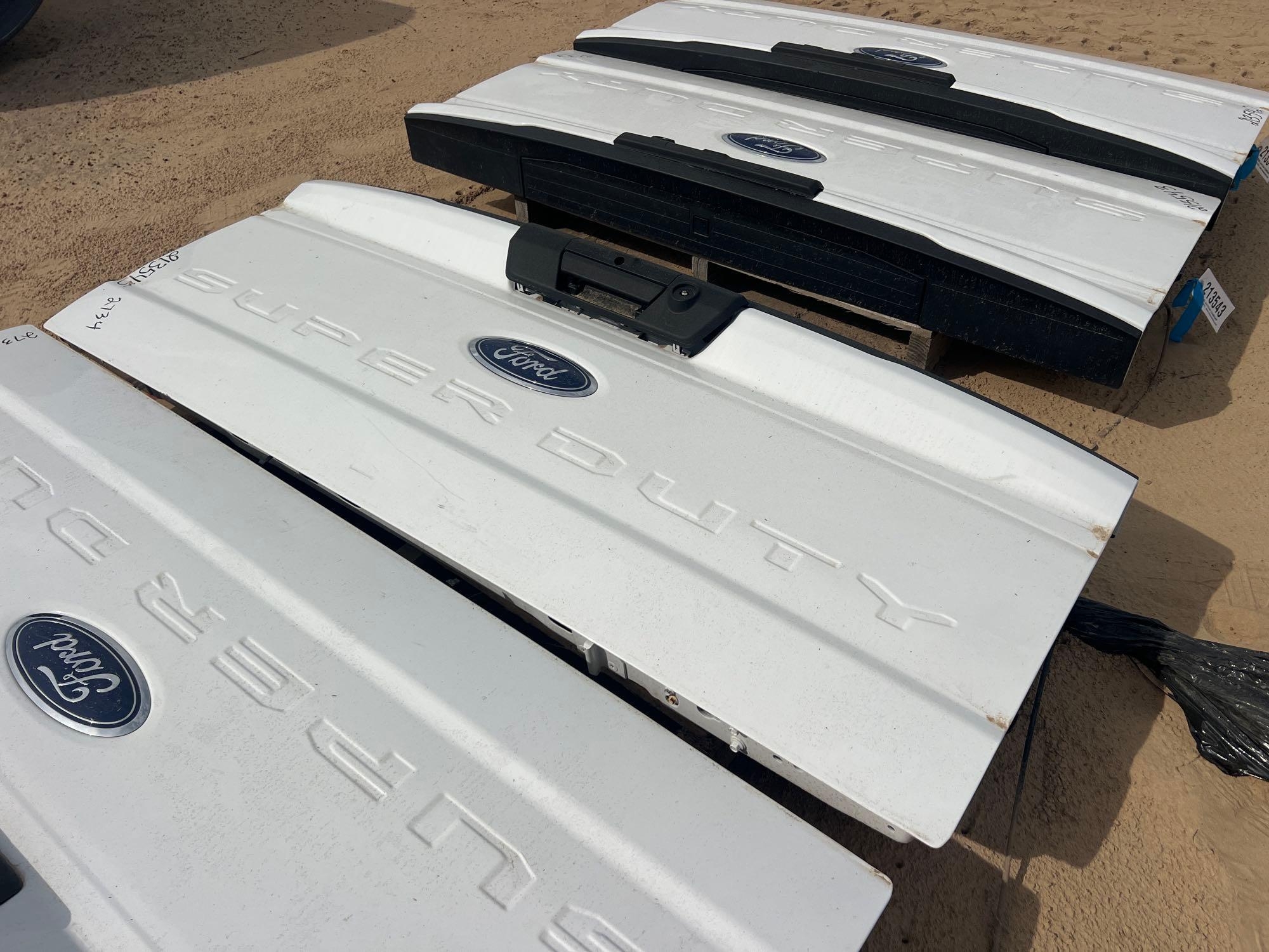 FORD SUPER DUTY TAILGATE (A64281)