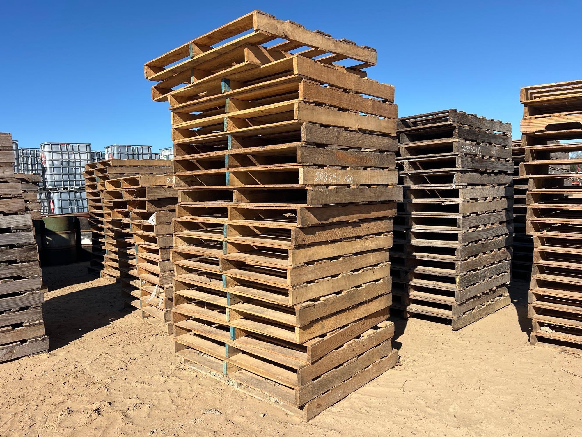 (20) WOOD PALLETS (A60432)