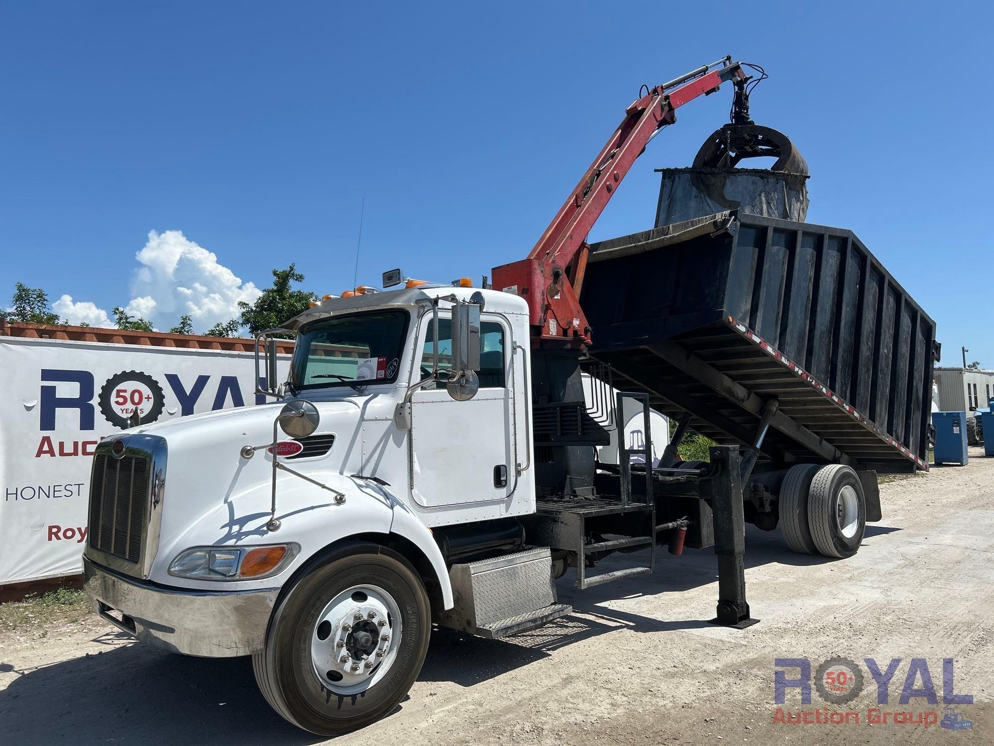 2014 Peterbilt 337 Forestry Grapple Truck (A46683)