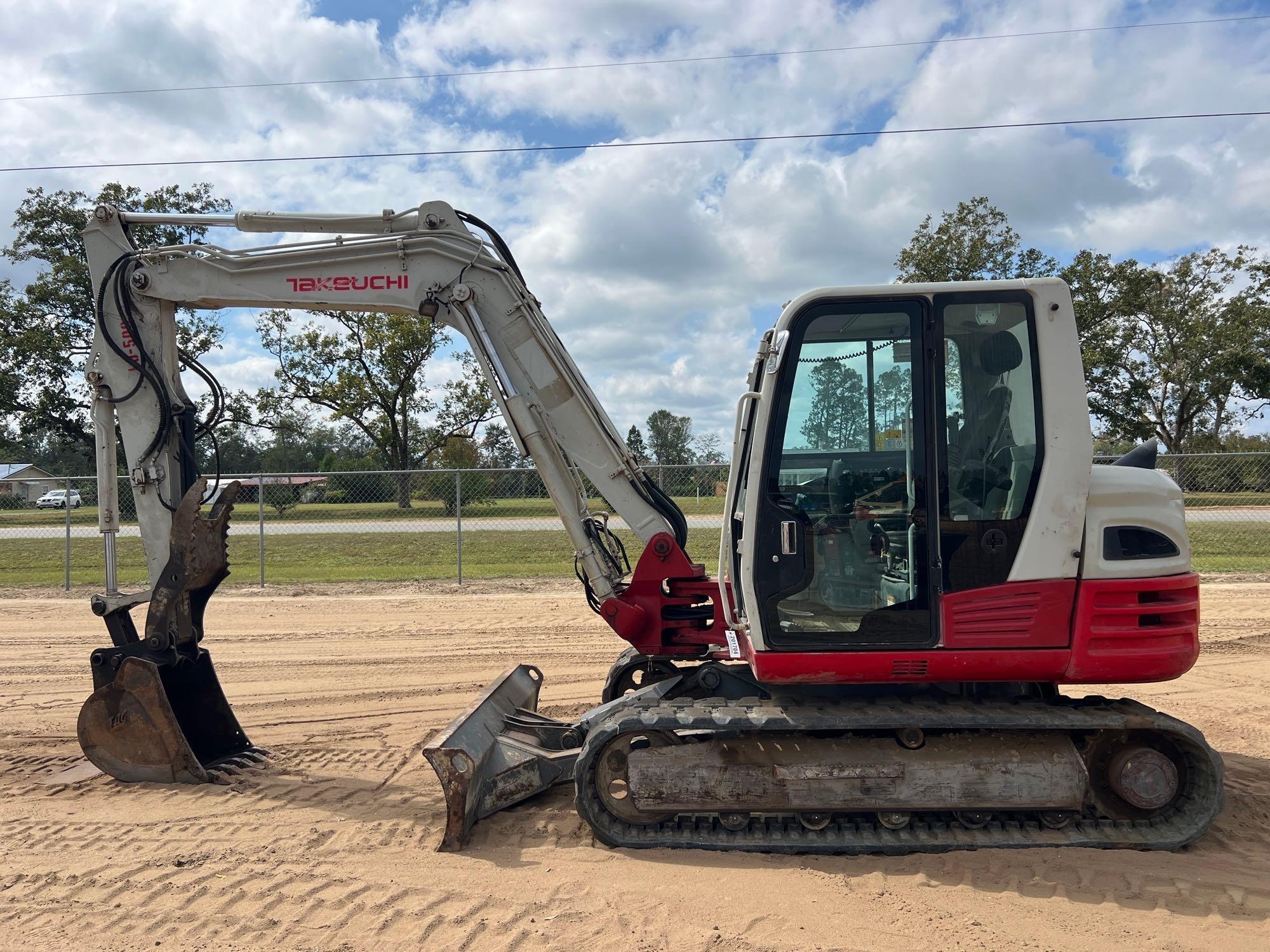 2019 TAKEUCHI TB290 EXCAVATOR (A52705)