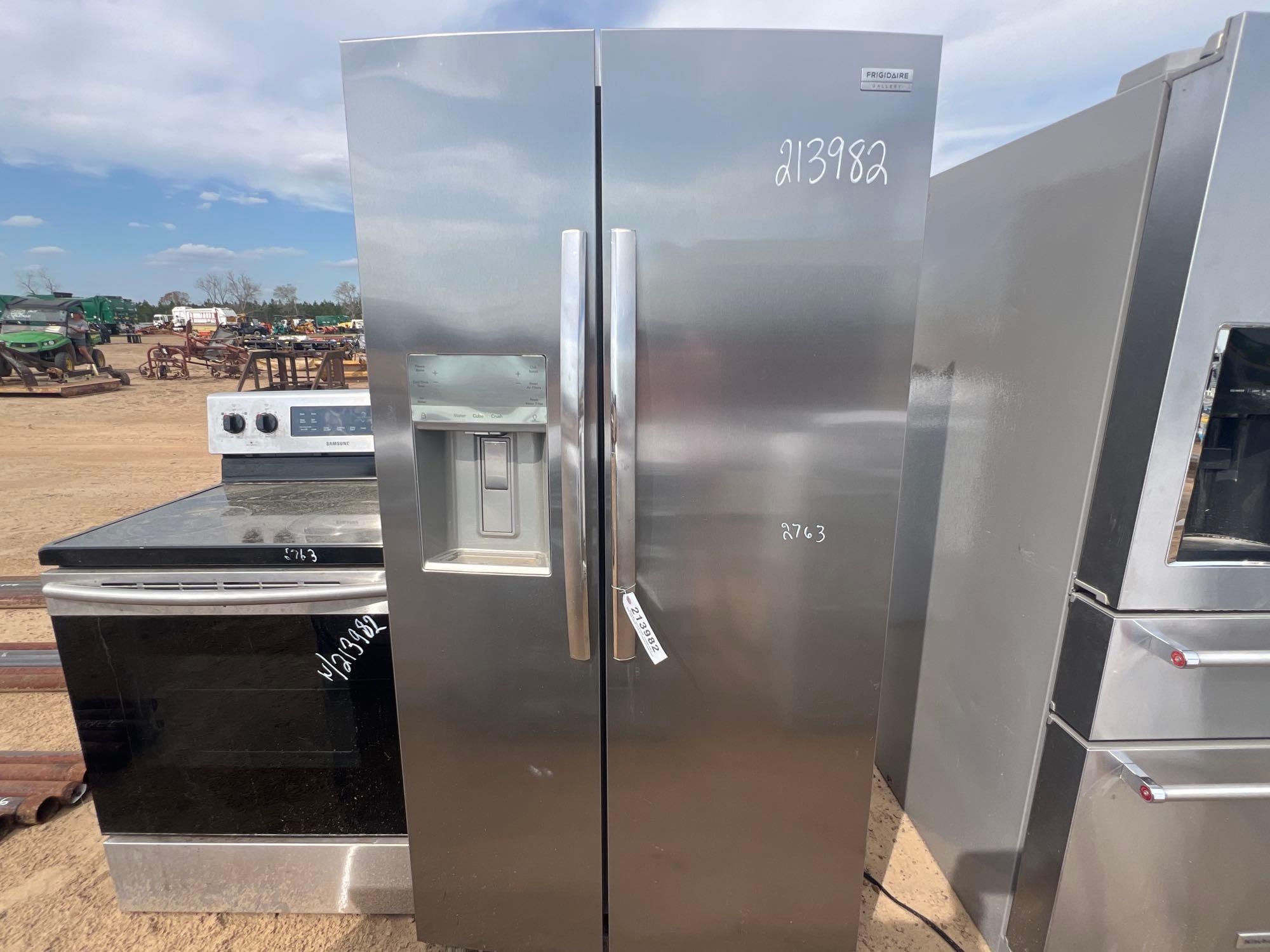 FRIGIDAIRE GALLERY REFRIGERATOR/FREEZER COMBO (A64281)