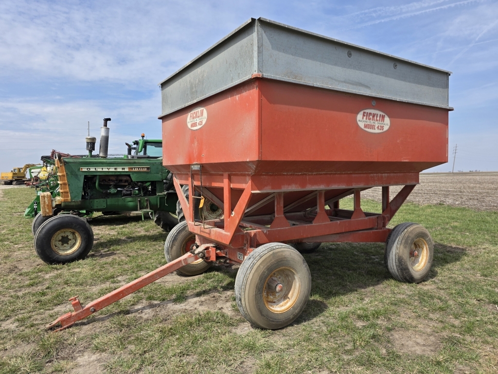 Ficklin 435 Gravity Wagon (A66285)
