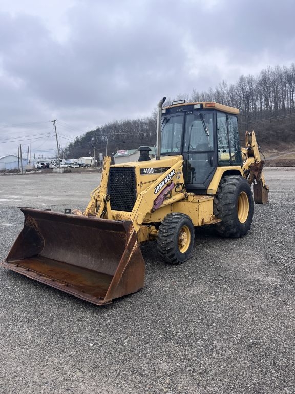 John Deere 410D Backhoe (A62679)