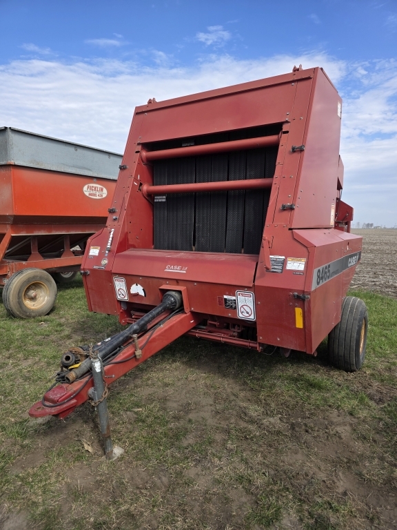 Case 8465 Automatic Round Baler (A66285)