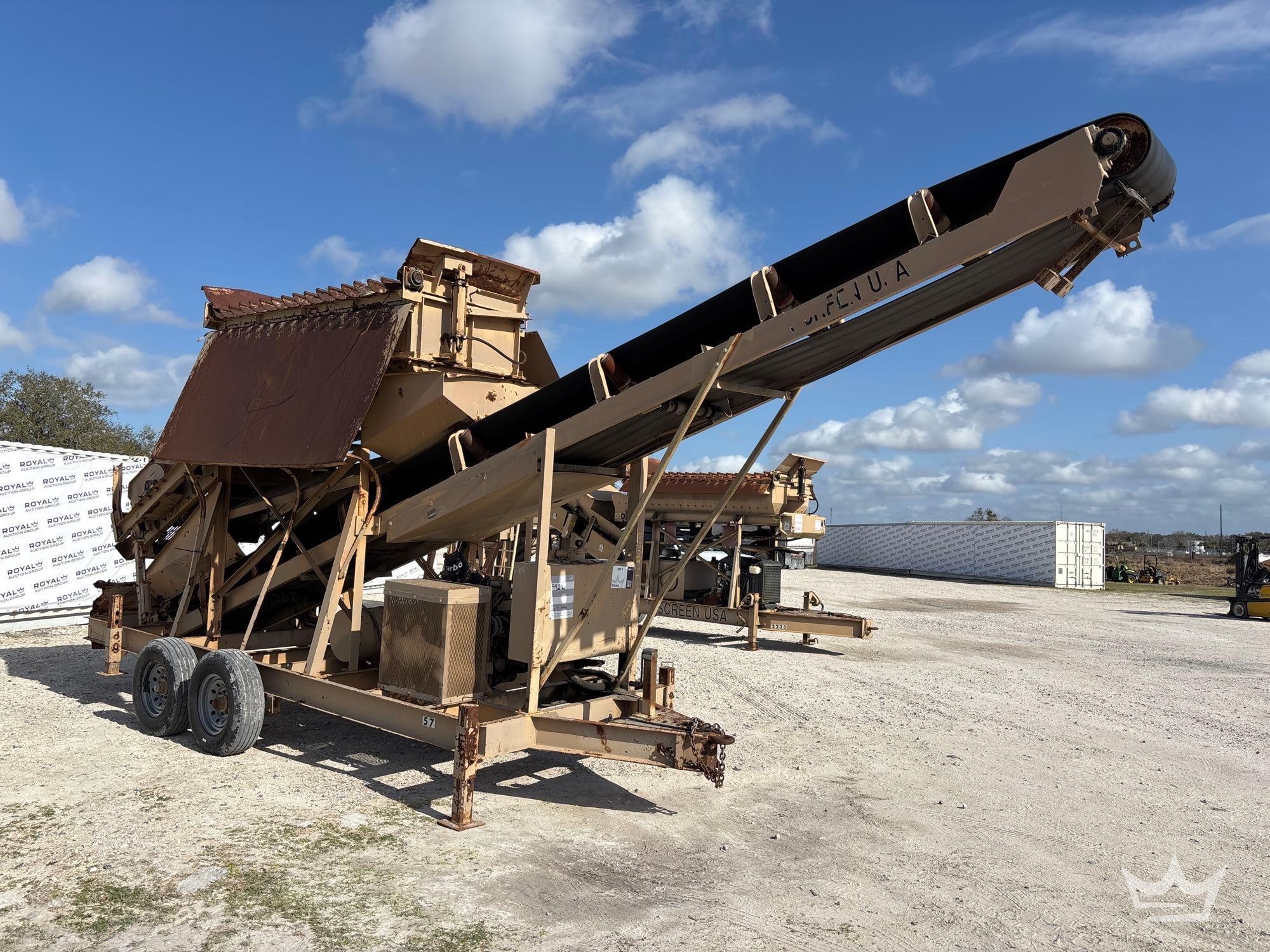 Screen USA CF35D2 Tri Axle Towable Trommel Screener (A61572)