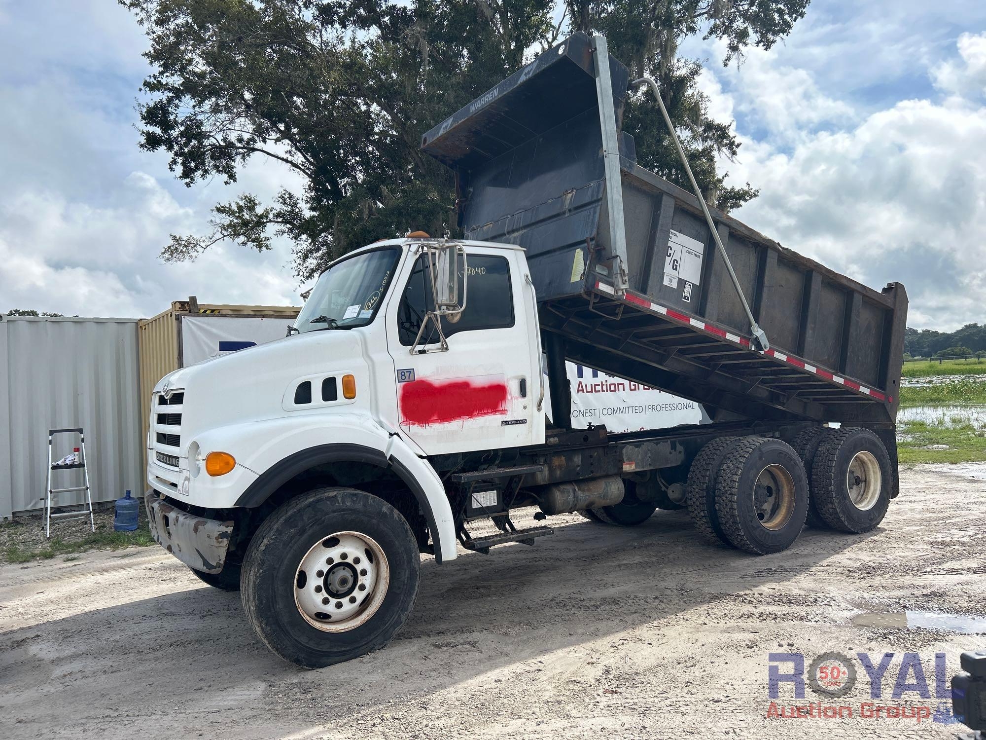 2002 Sterling Warren FL650-14 12/14yd Dump Truck (A32932)