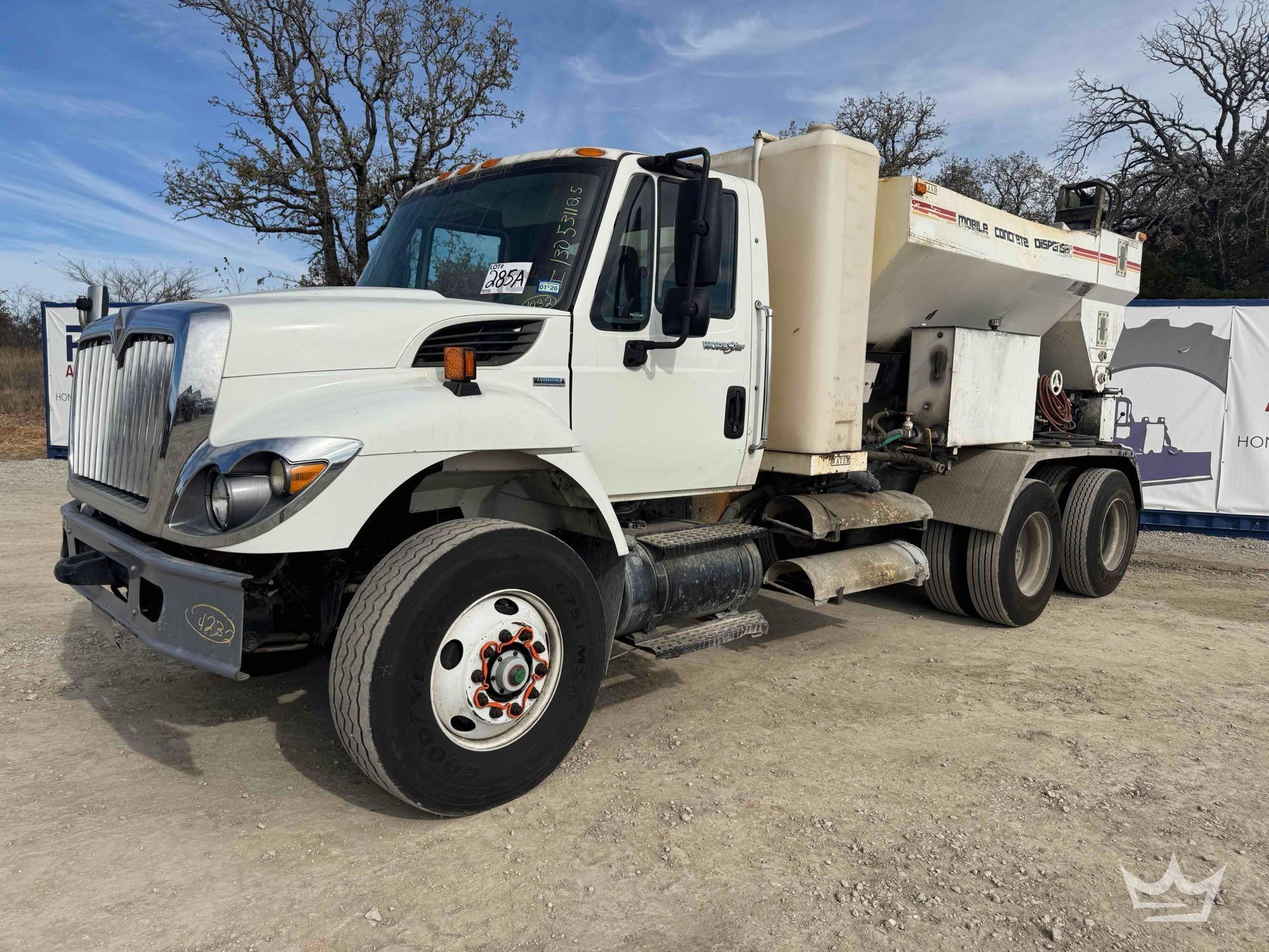 2009 International 7400 T/A 6 Yard Cement Mixer Truck (A55973)