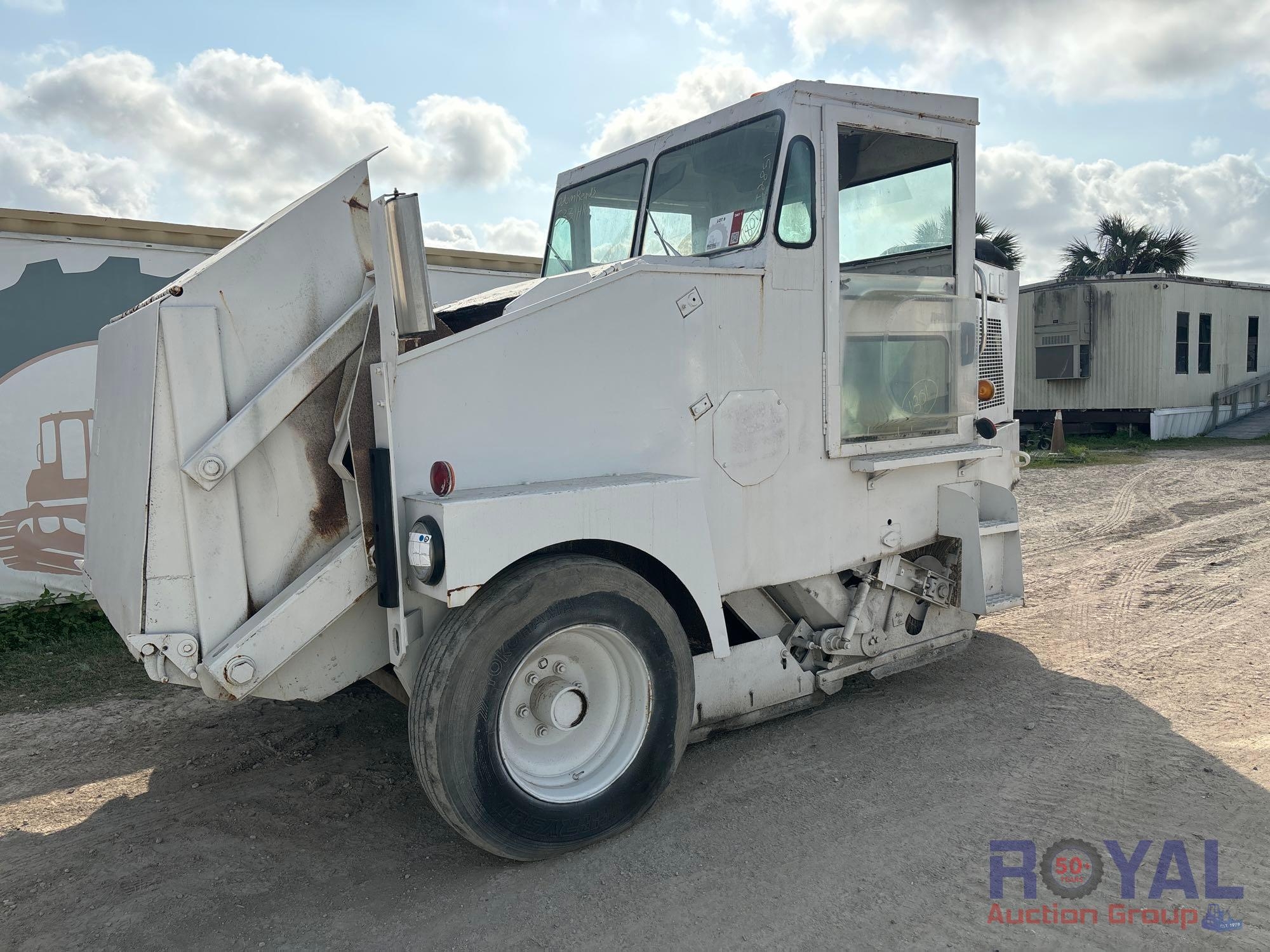 1996 Elgin Pelican Series S Street Sweeper (A46683)