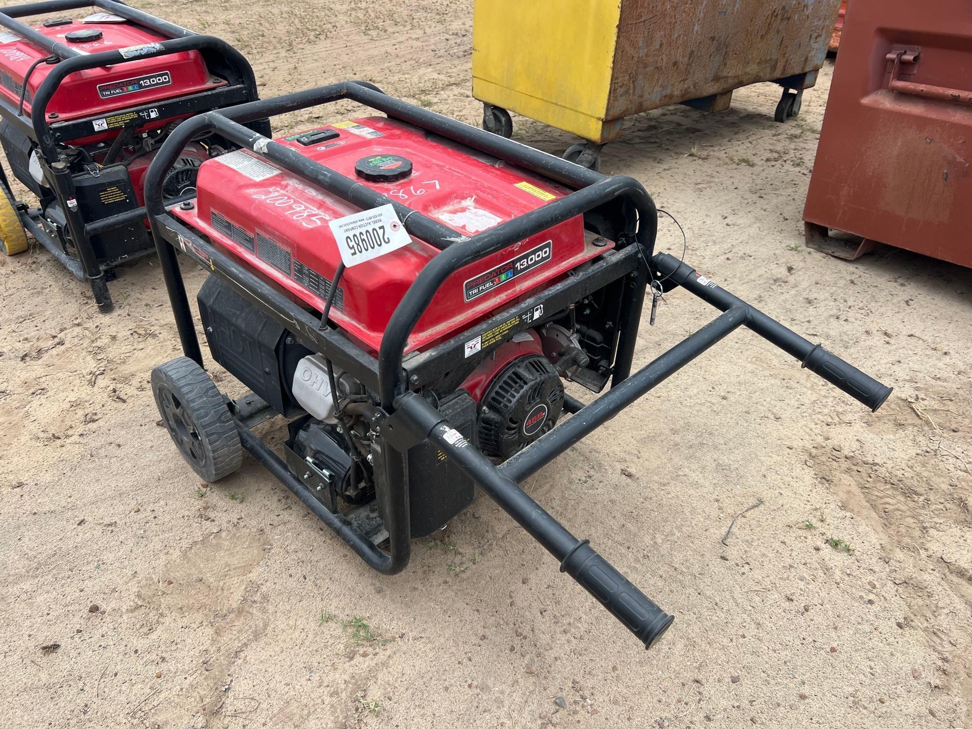 PREDATOR TRI-FUEL 13000 GAS PORTABLE GENERATOR (A54756)