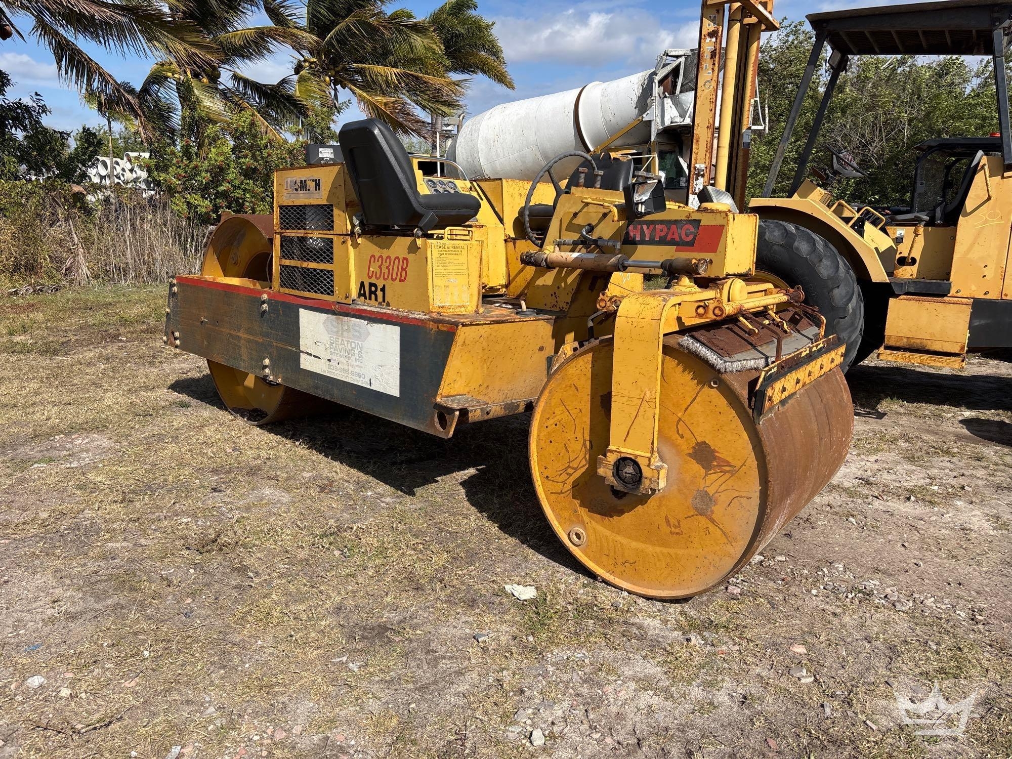 2002 Hyster C330B Tandem Smooth Drum Roller (A61572)