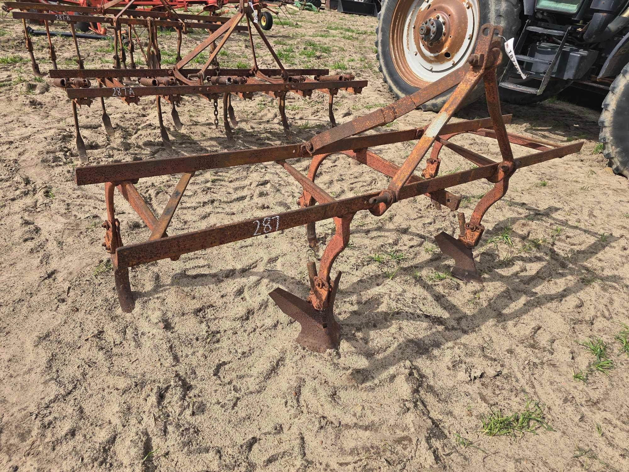 FERGUSON 2R CULTIVATOR, 3PT (A63290)