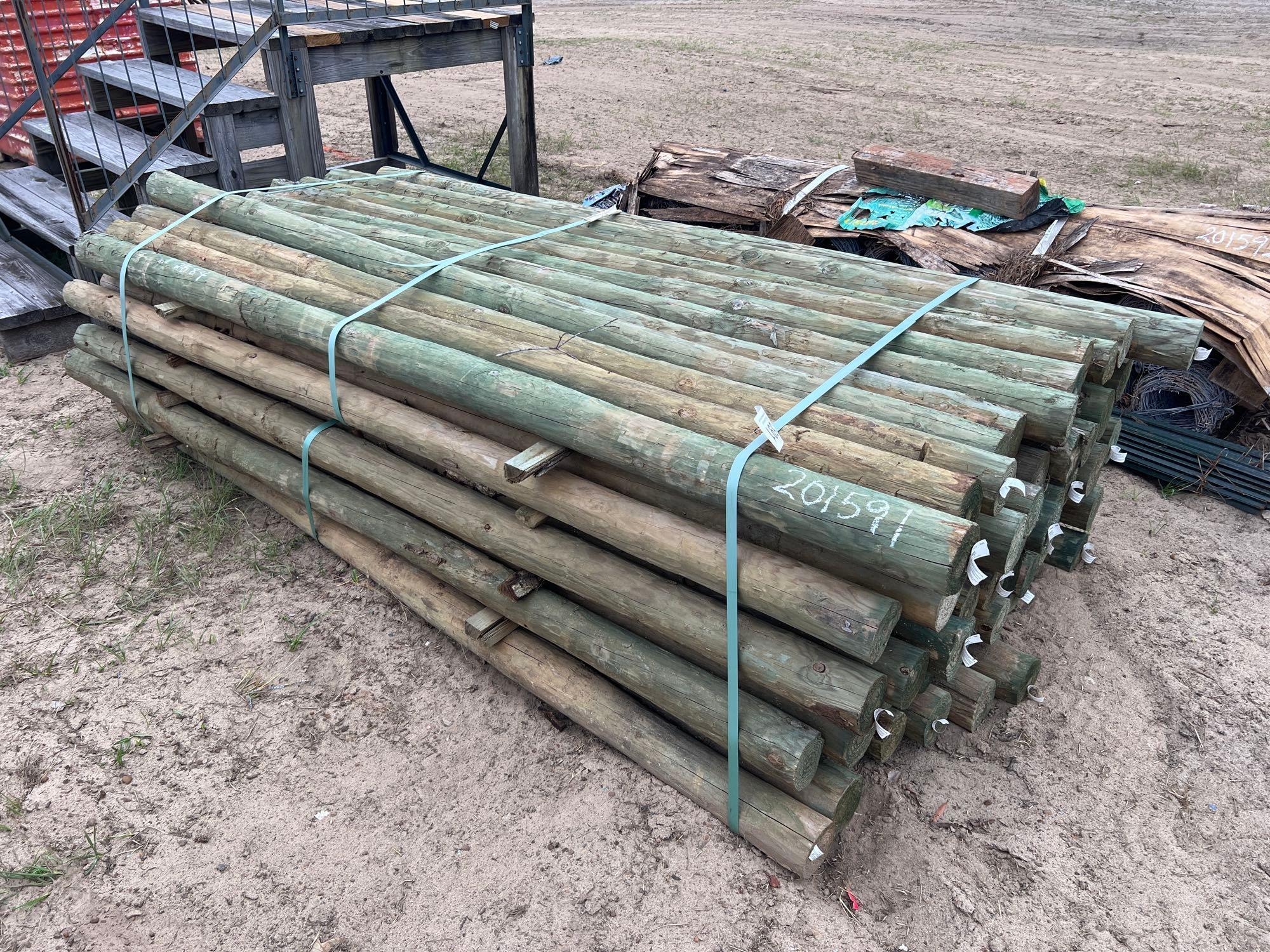 8' SMALL FENCE POSTS (APPROX. 40-50 PC) (A54756)