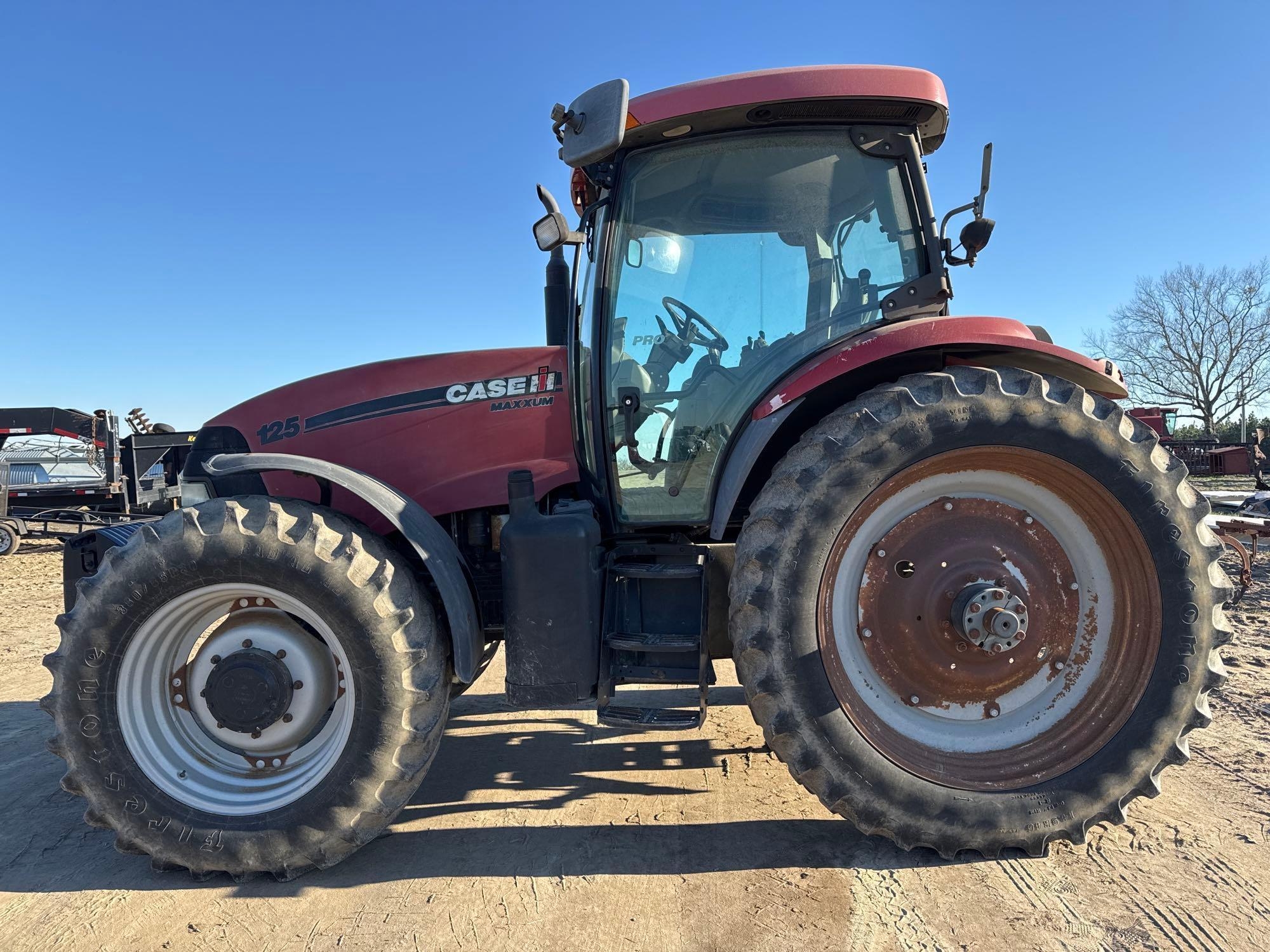 CASE IH 125 MAXXUM TRACTOR (A63290)