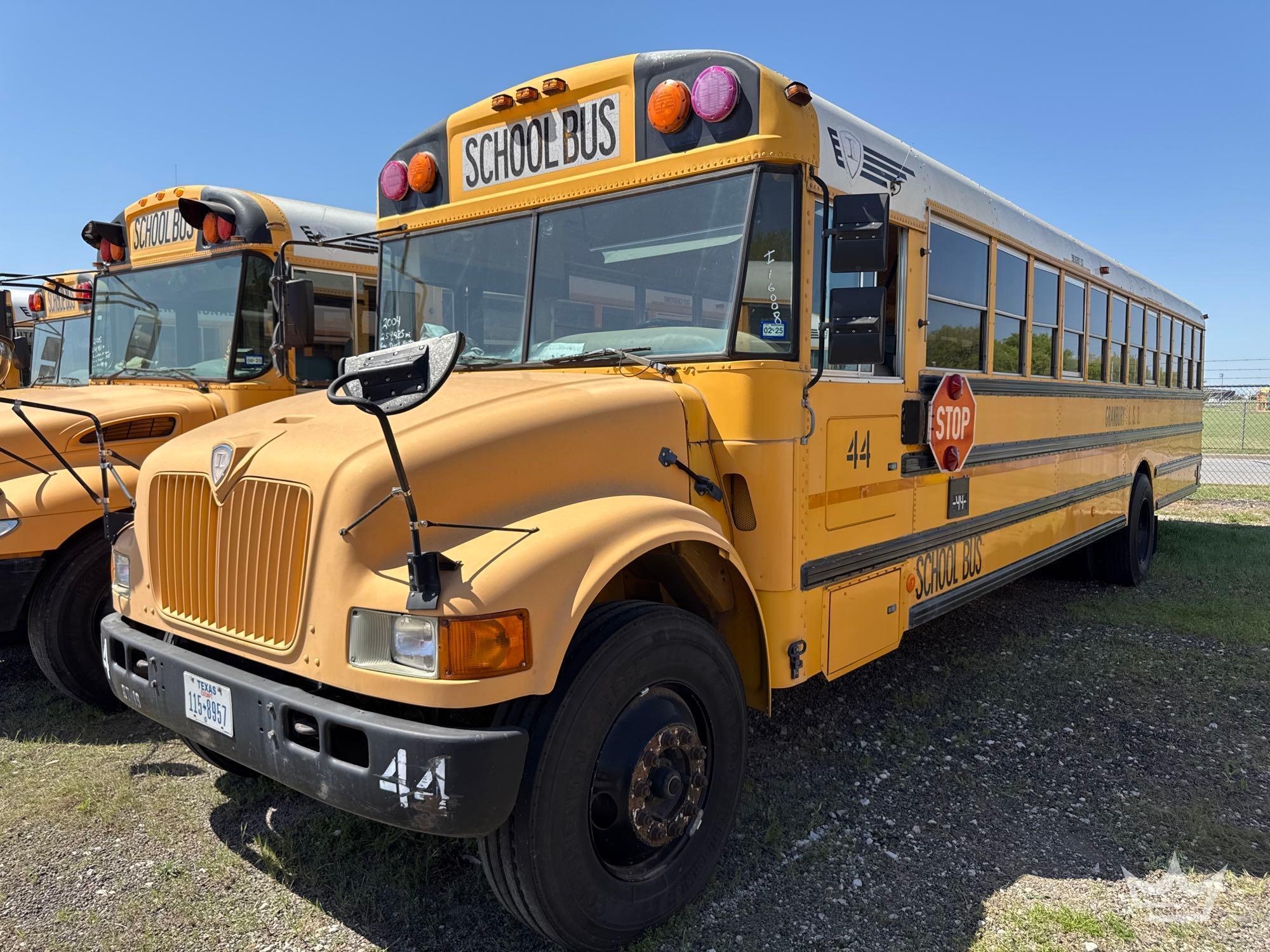 2004 IC Corporation 3000IC School Bus (A64194)