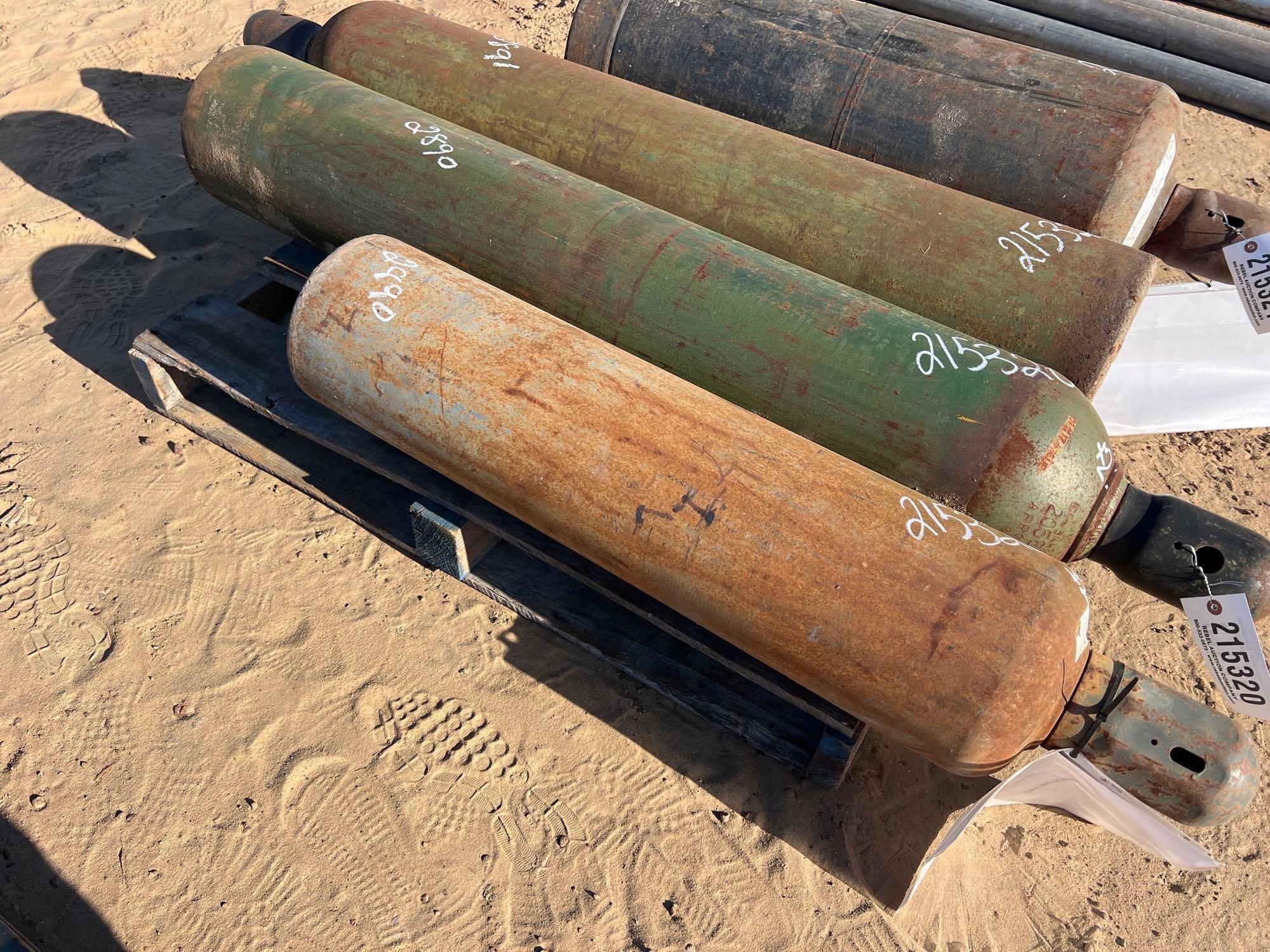 (1) 30 GALLON (1) 100 GALLON OXY/ACETYLENE TANKS (A64281)