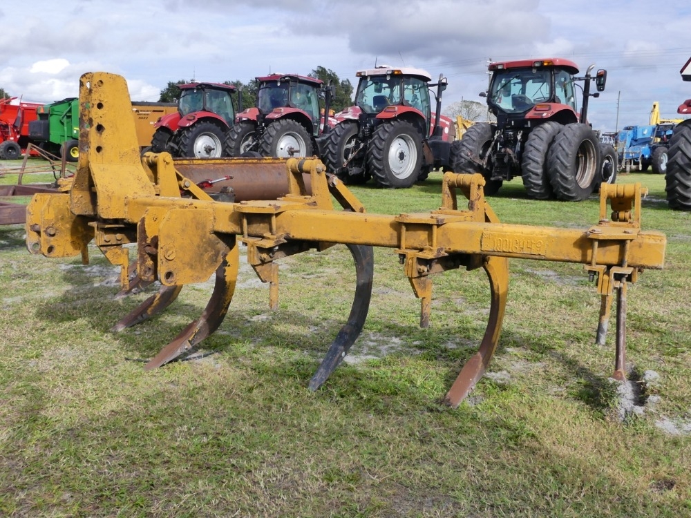 3pt 15' 7 Shank V Ripper (A57148)