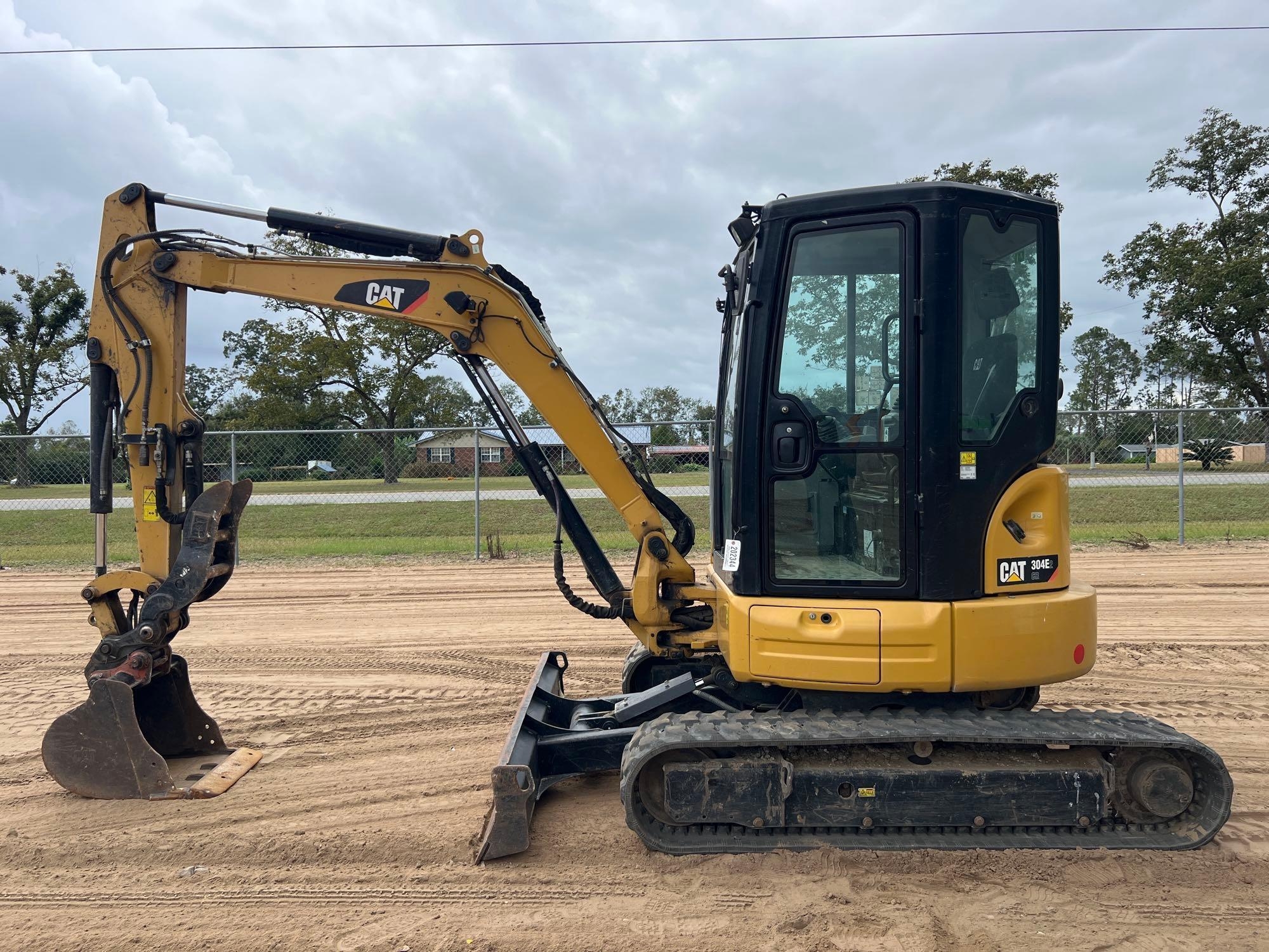 2019 CATERPILLAR 304E2 CR EXCAVATOR (A52705)
