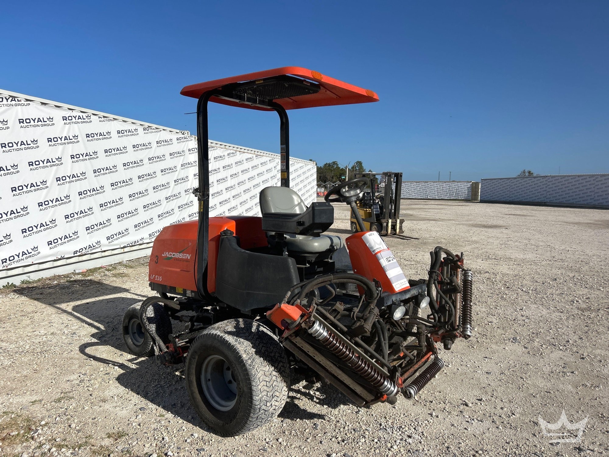 Jacobsen LF510 5 Gang 100in. Commercial Reel Mower (A61572)