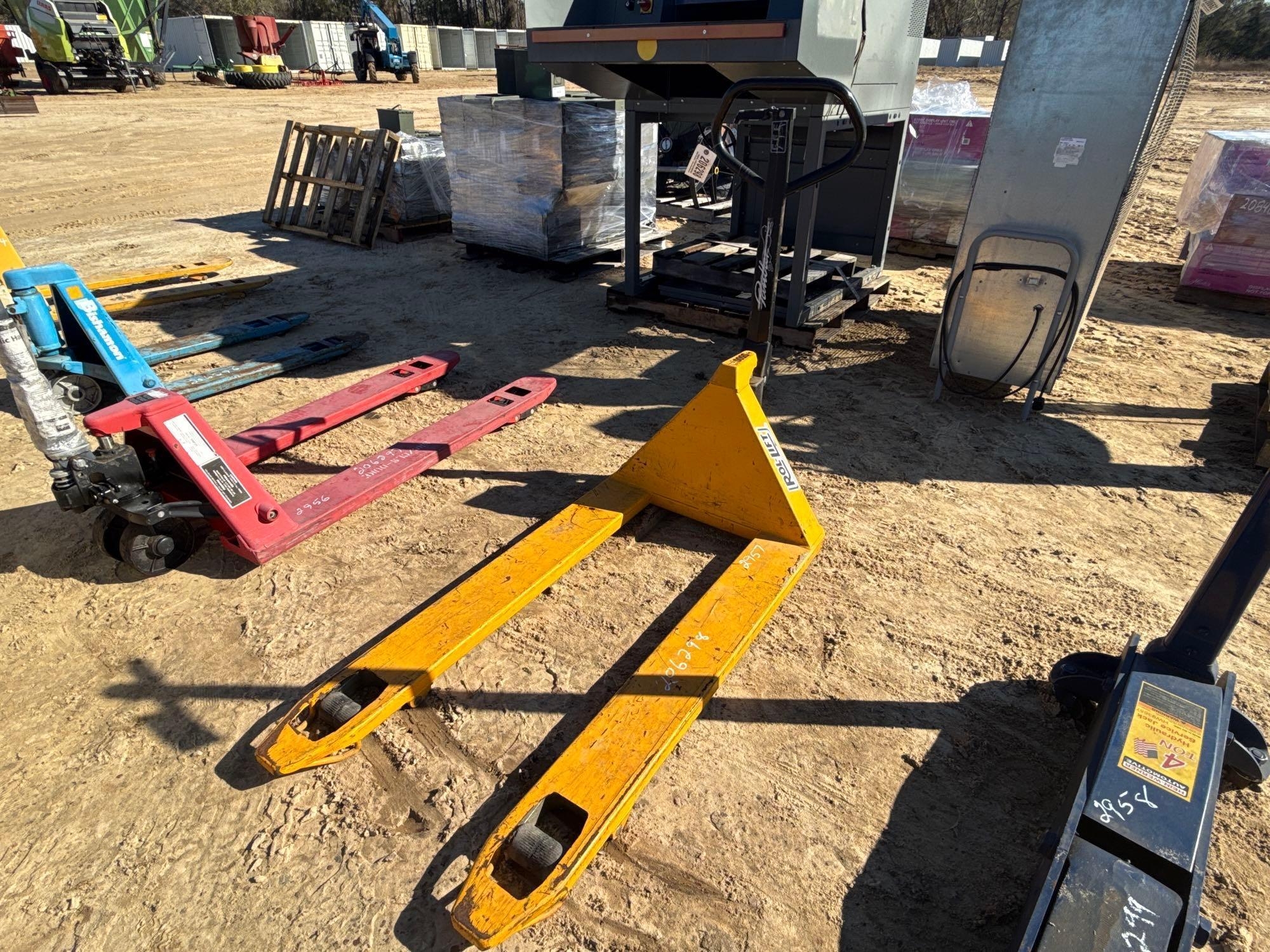 ROL-LIFT 5500# PALLET JACK (A58376)
