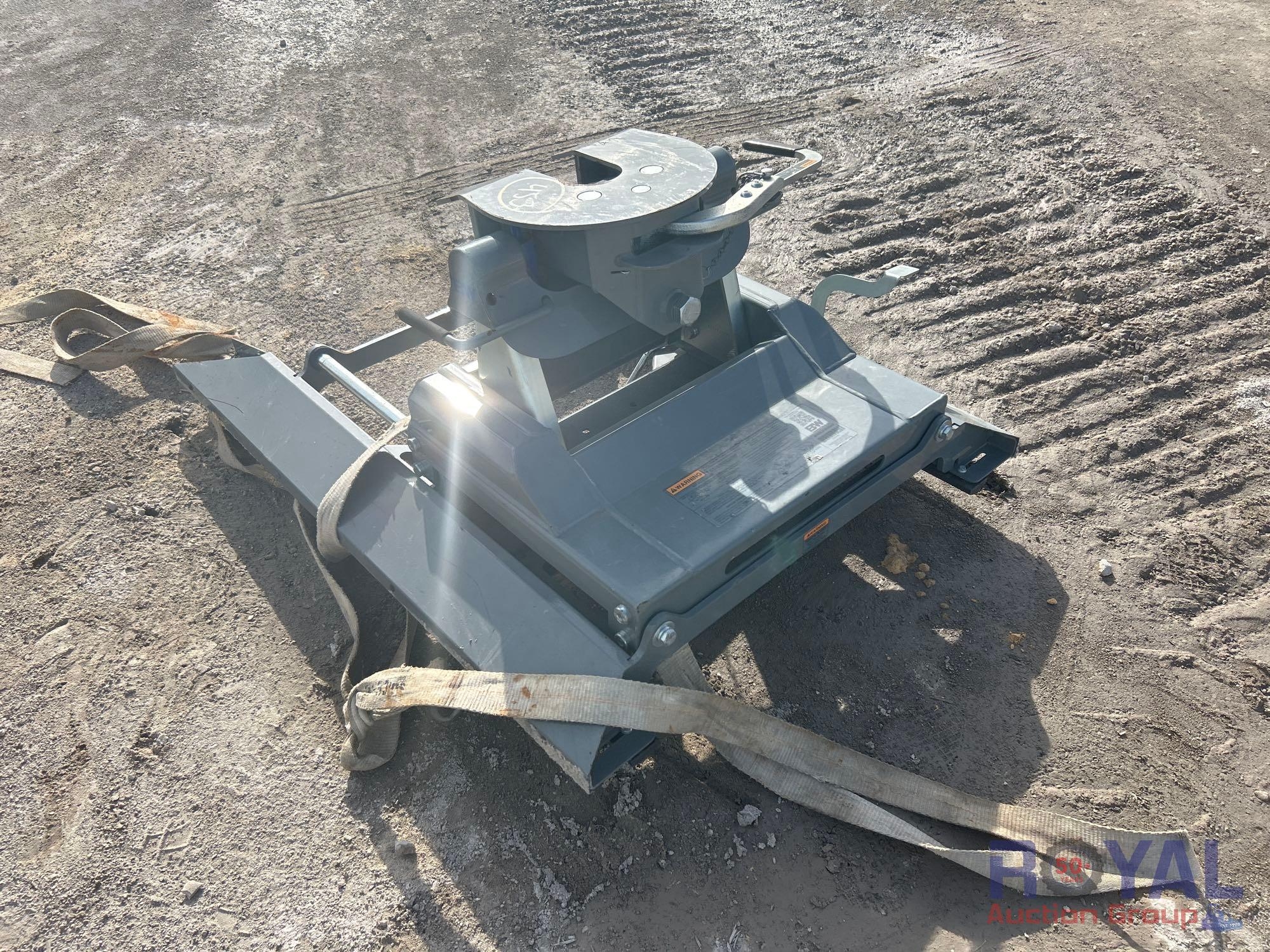 BW RVB3405 20,000lbs 5th Wheel Hitch Base (A50322)