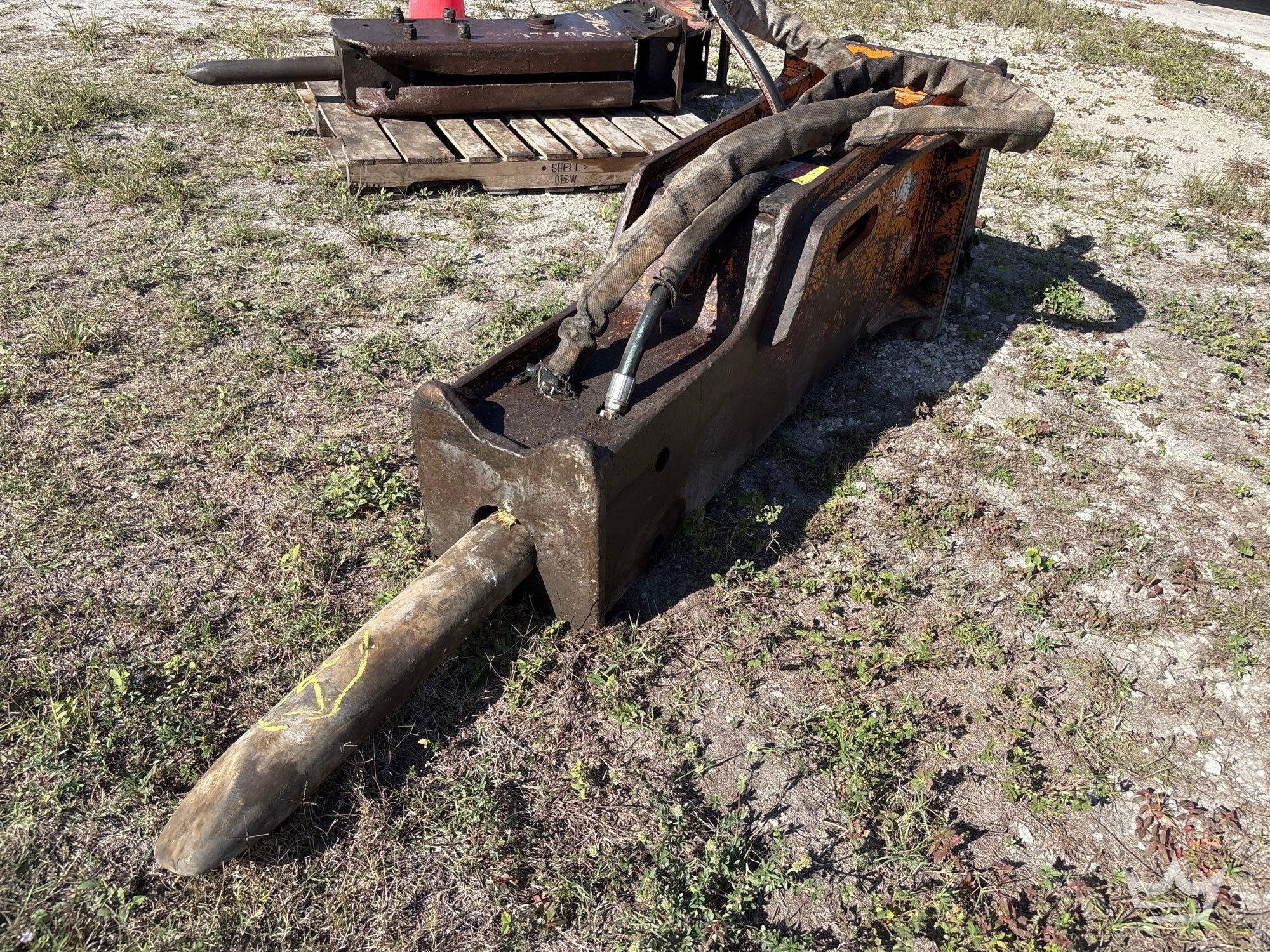 Hydraulic Breaker Excavator Attachment (A59228)