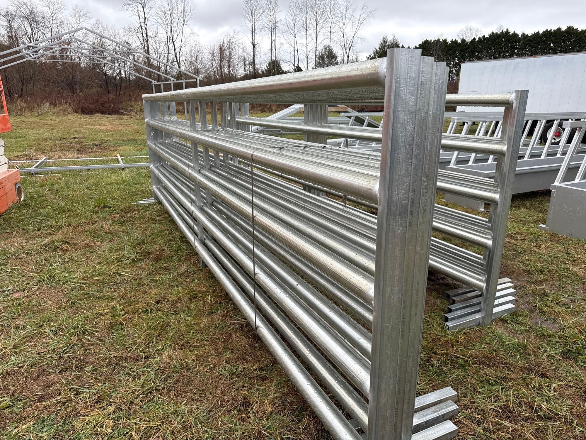(1) HD 20ft Free Standing Corral Panel (A57453)