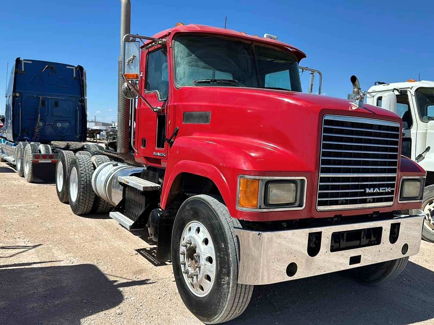 2012 MACK CHU (PINNACLE) (A50854)