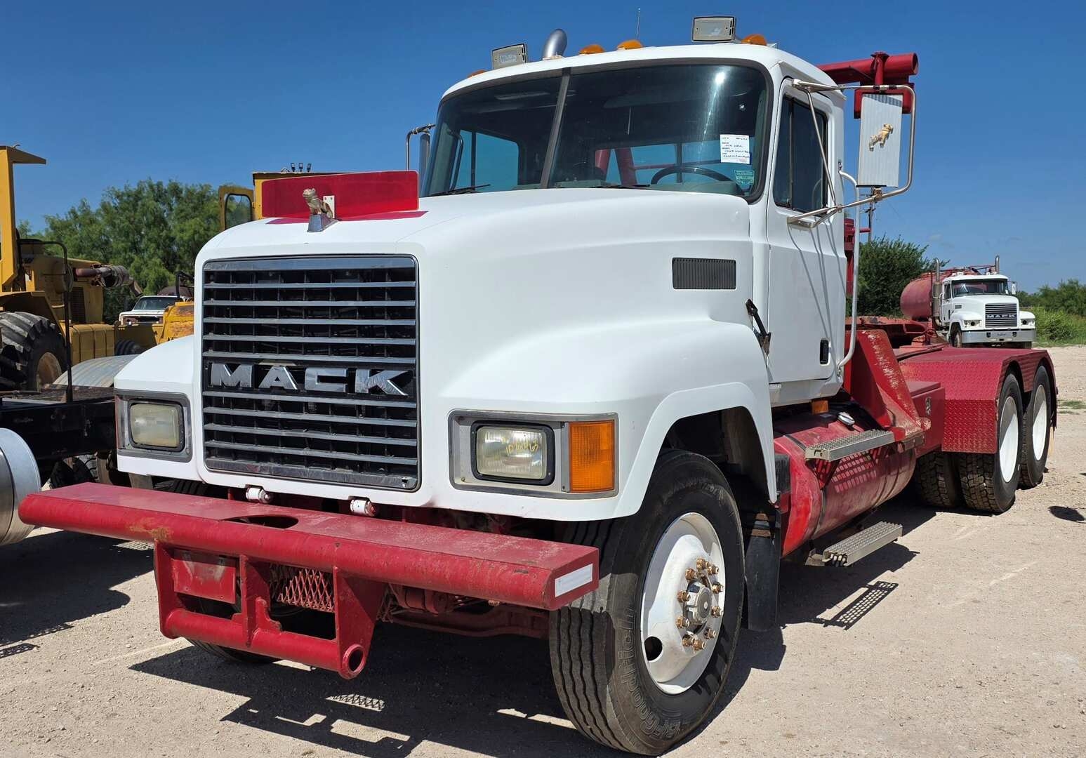 1998 MACK CH613 DAYCAB WINCH TRUCK (A55745)