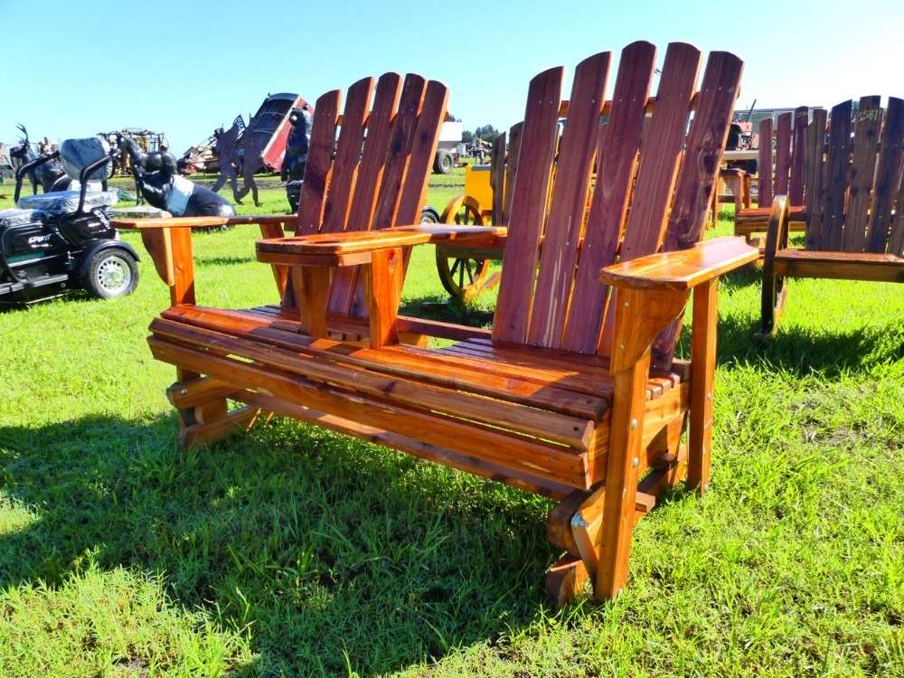 Wood Gliding Bench (A53316)