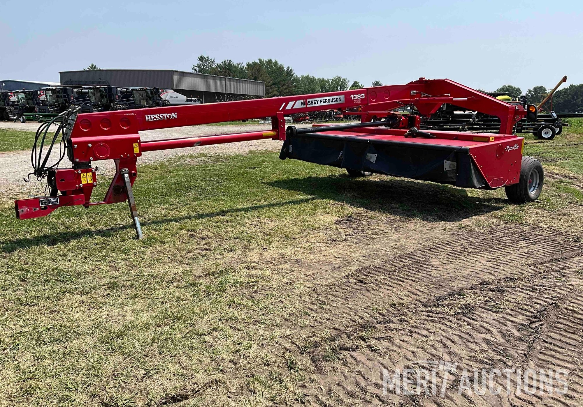 2016 Massey Ferguson 1383 (A47164)