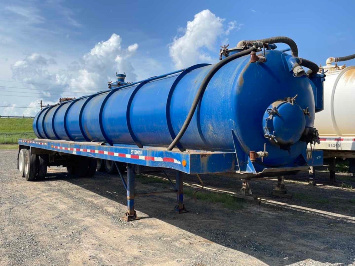 2012 TROXELL COMPANY  130 BBL VACUUM TRAILER (A58214)
