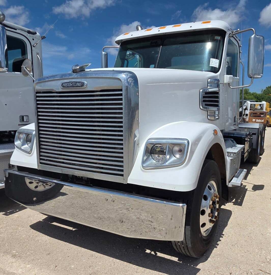 2014 FREIGHTLINER CASCADIA (A55745)