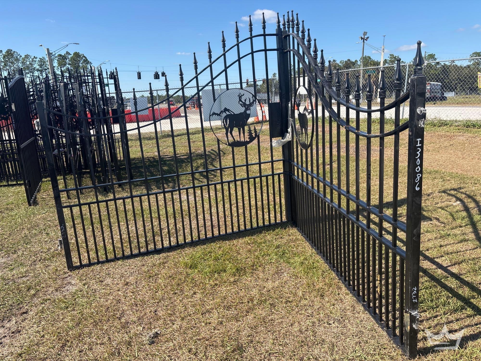 2025 14ft. Bi-Parting Driveway Gate (A59231)