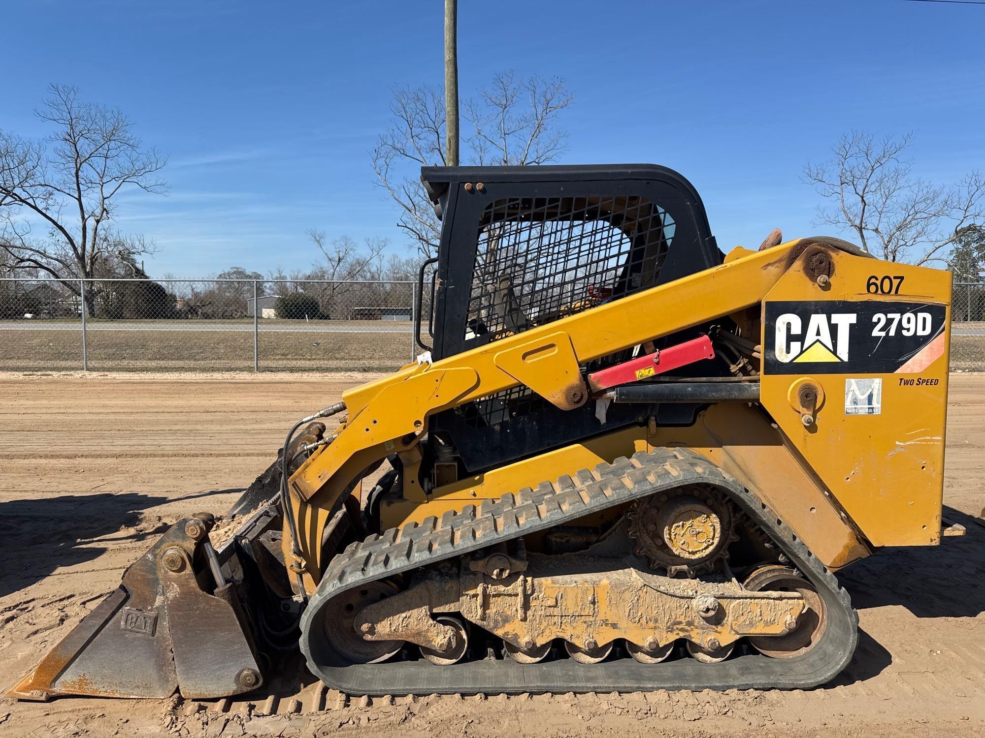 2015 CATERPILLAR 279D SKID STEER (A62129)