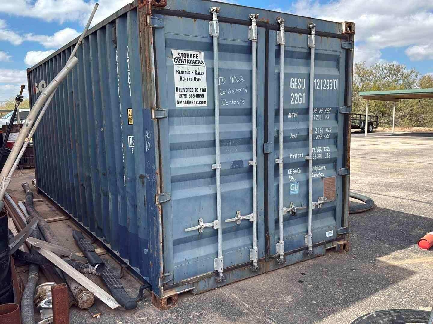 NEW TRAILER PARTS & 20 CONTAINER (A58216)