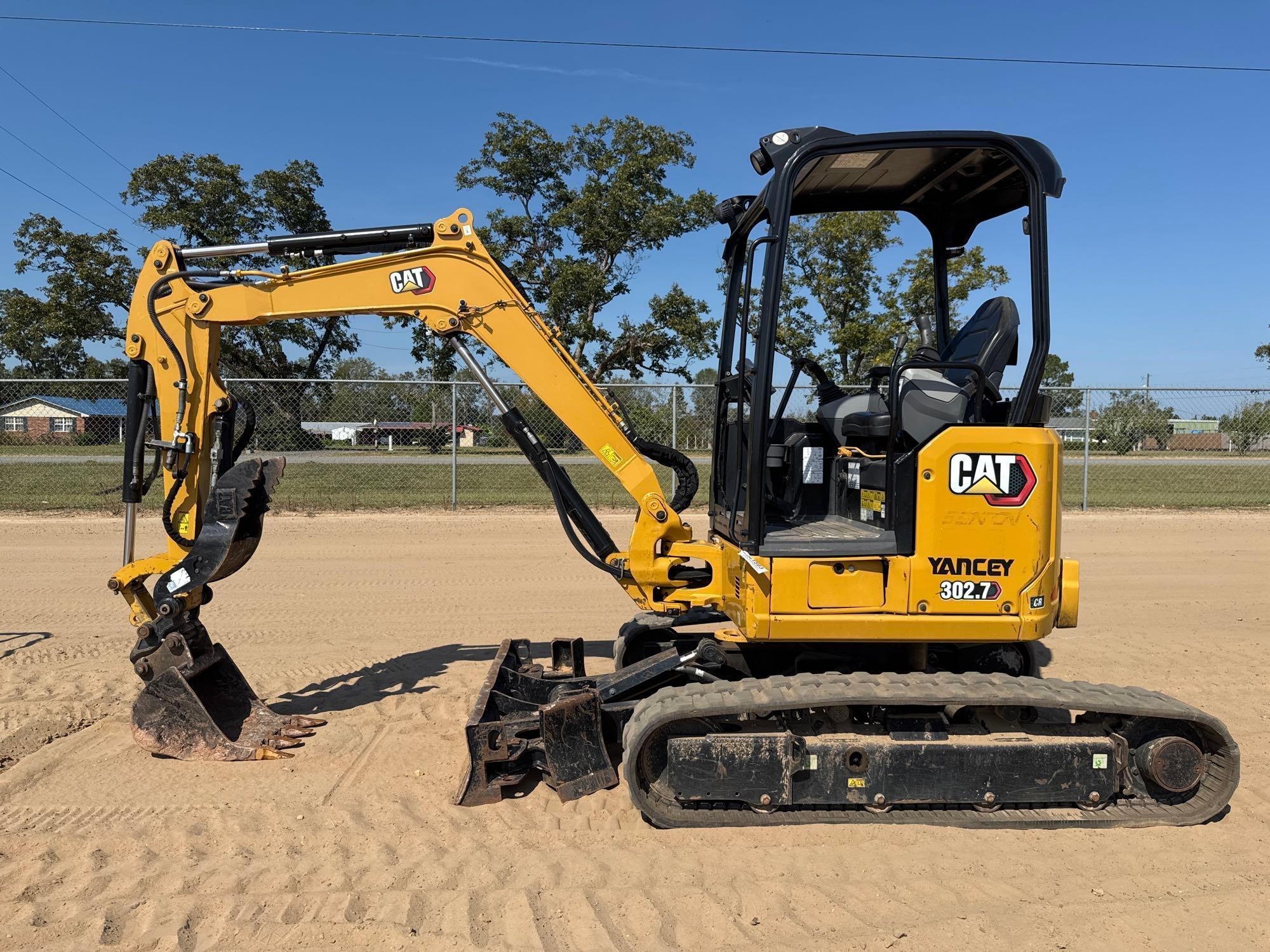 CATERPILLAR 302.7CR EXCAVATOR (A52705)