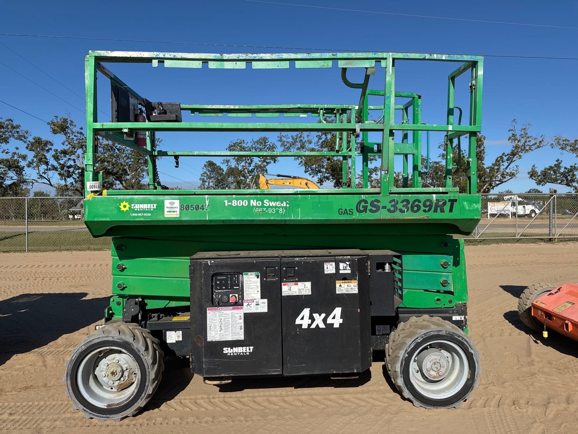 2016 GENIE GS3369-RT SCISSOR LIFT (A52705)