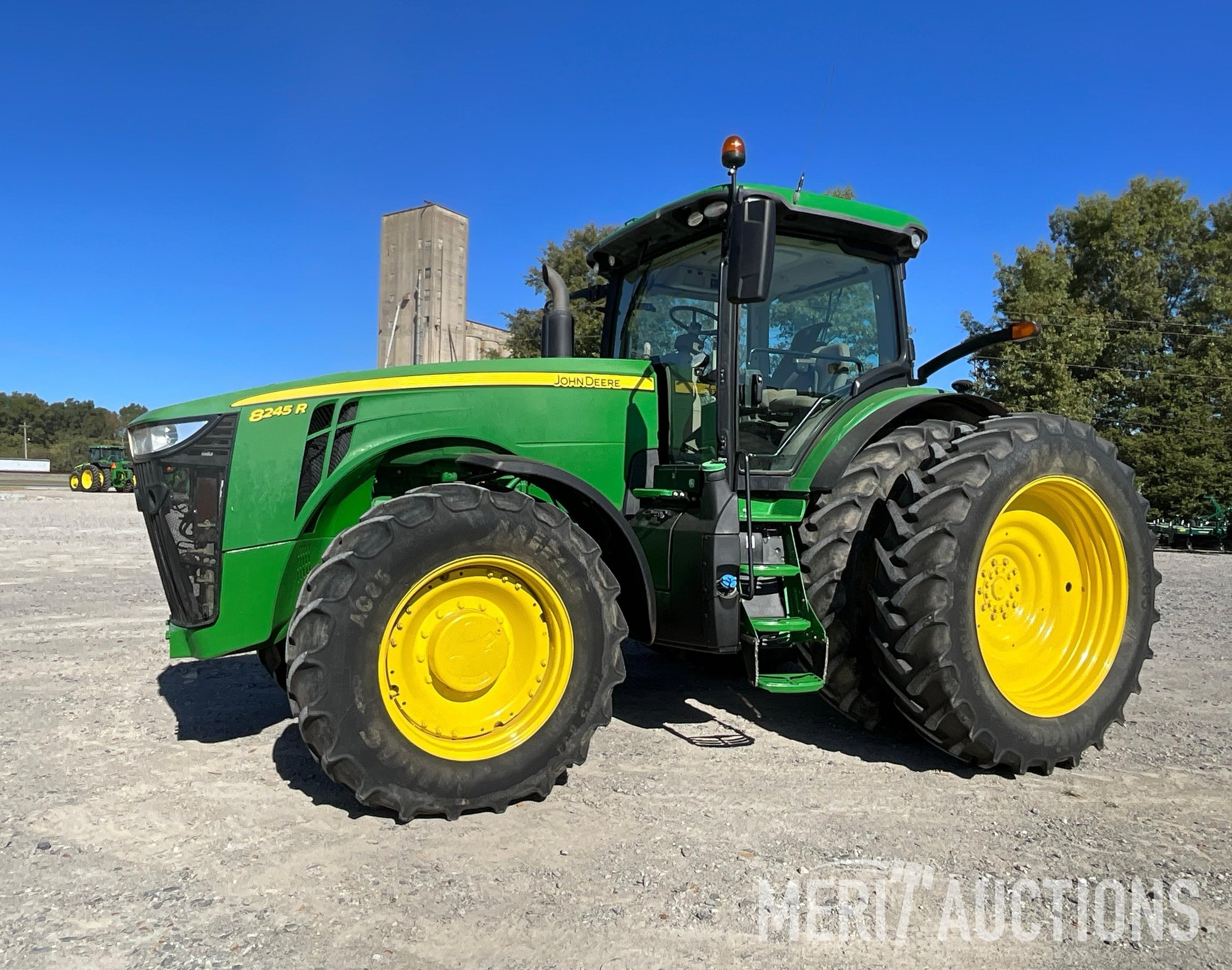 2020 John Deere 8245R Tractor (A53485)