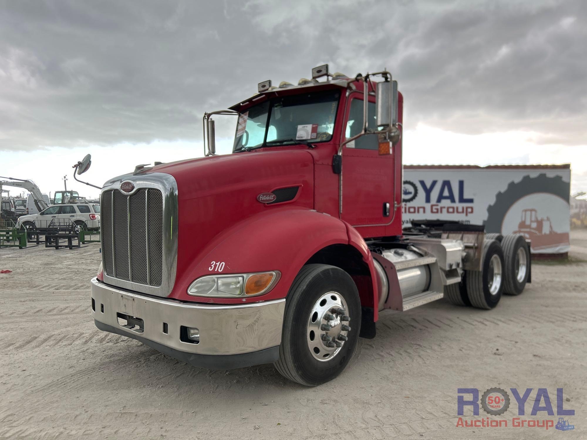 2008 Peterbilt 384 T/A Day Cab Truck Tractor (A46683)