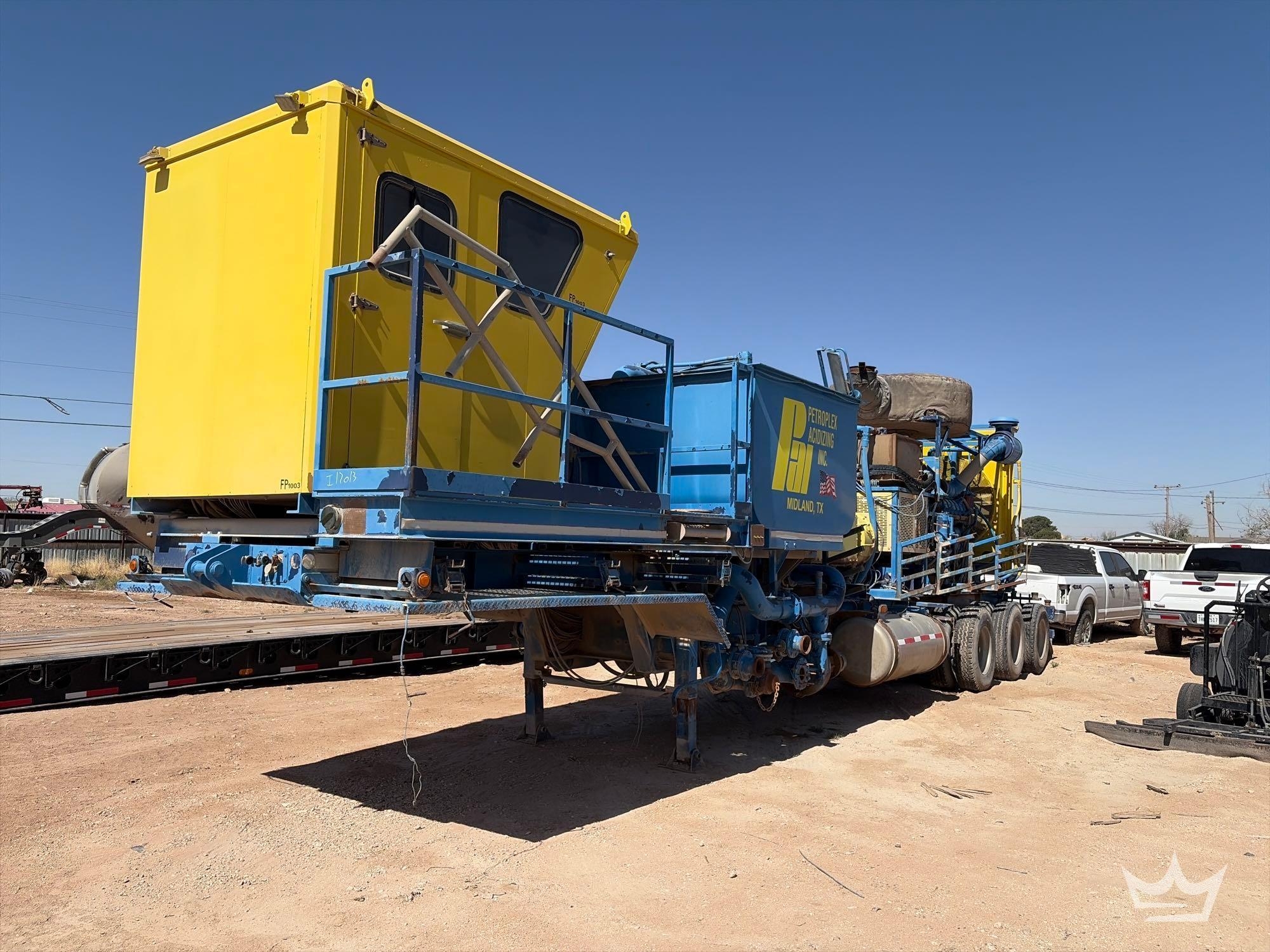 2011 Tri Axle Frac Blender Trailer (A64194)