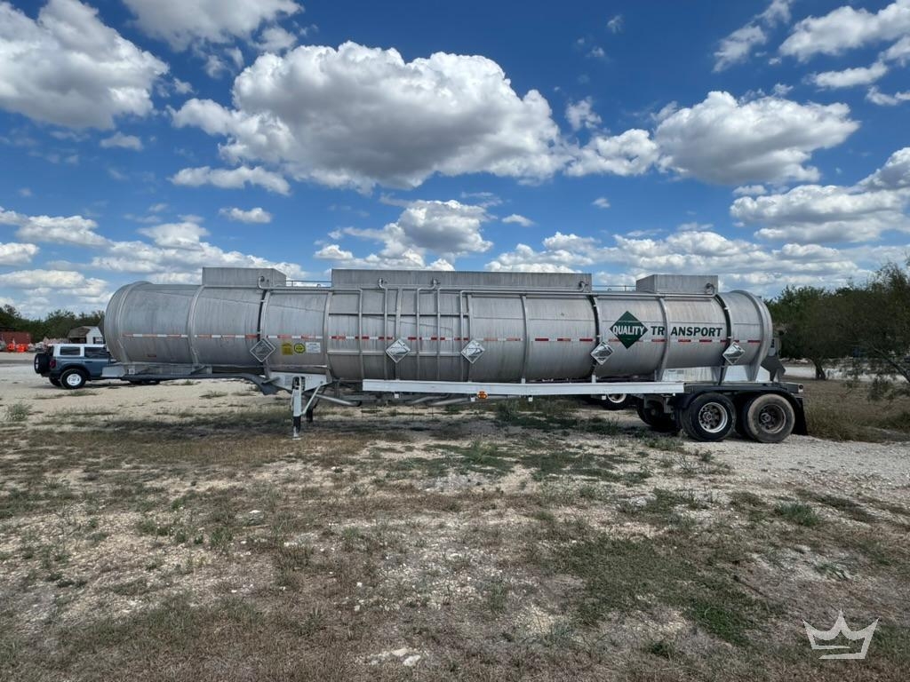 2010 Brenner Aluminum 407 T/A Chemical Tanker Trailer (A64194)