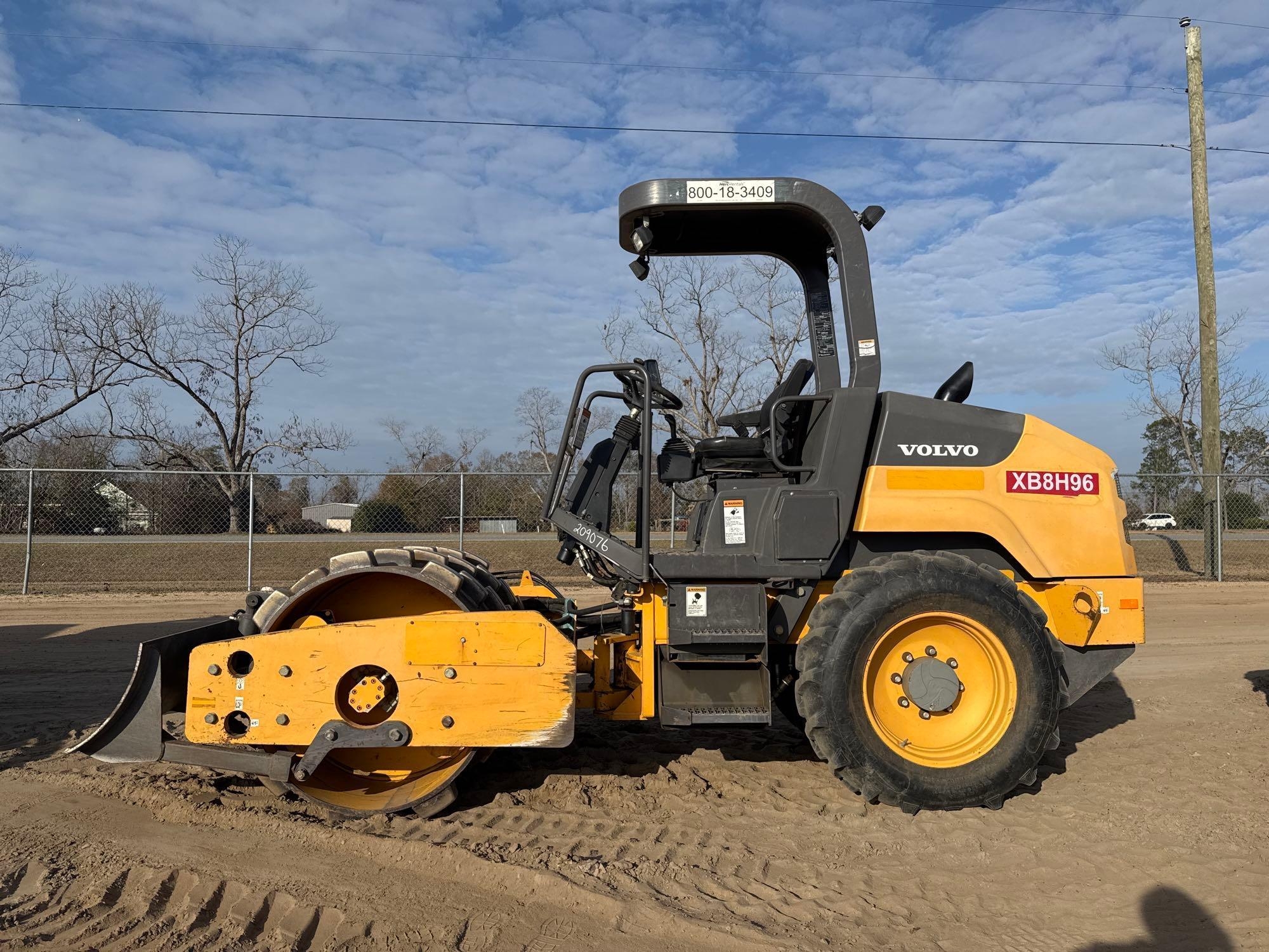 VOLVO SD45B PADFOOT ROLLER (A60429)