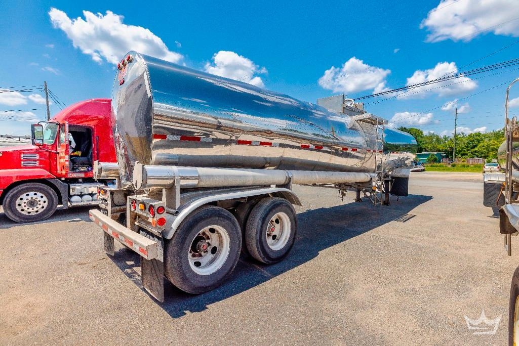 1995 Bulk 307 SS Insulated 6,500 Gallon T/A Chemical Tanker Trailer (A64194)