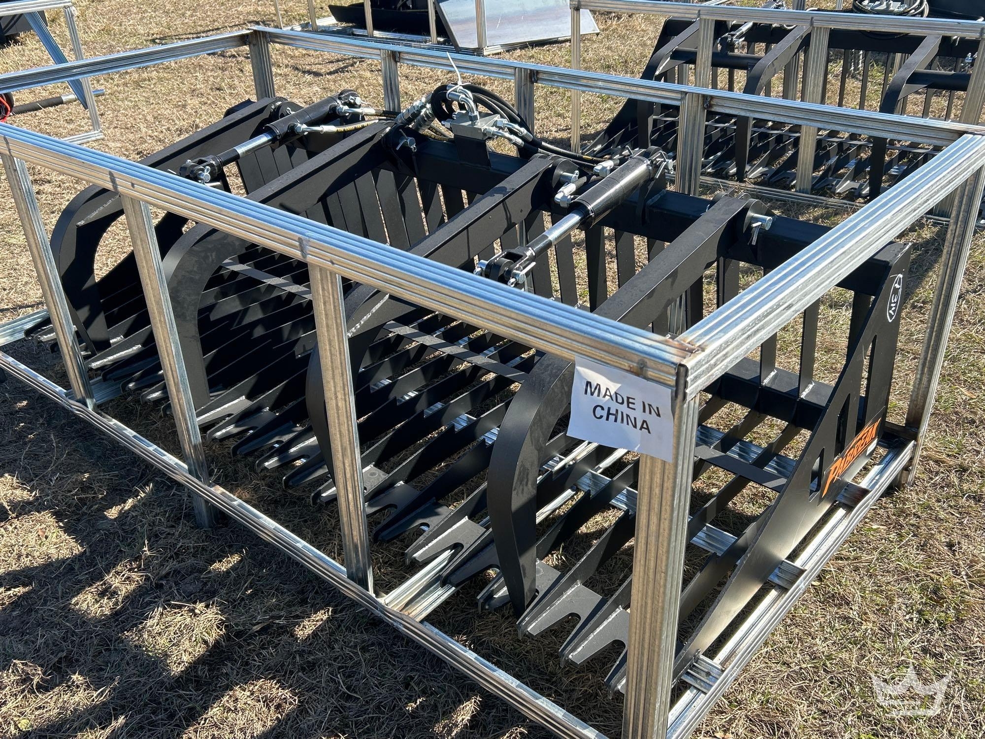 2025 80in. Hydraulic Dual Cylinder Root Grapple Skid Steer Attachment (A61567)