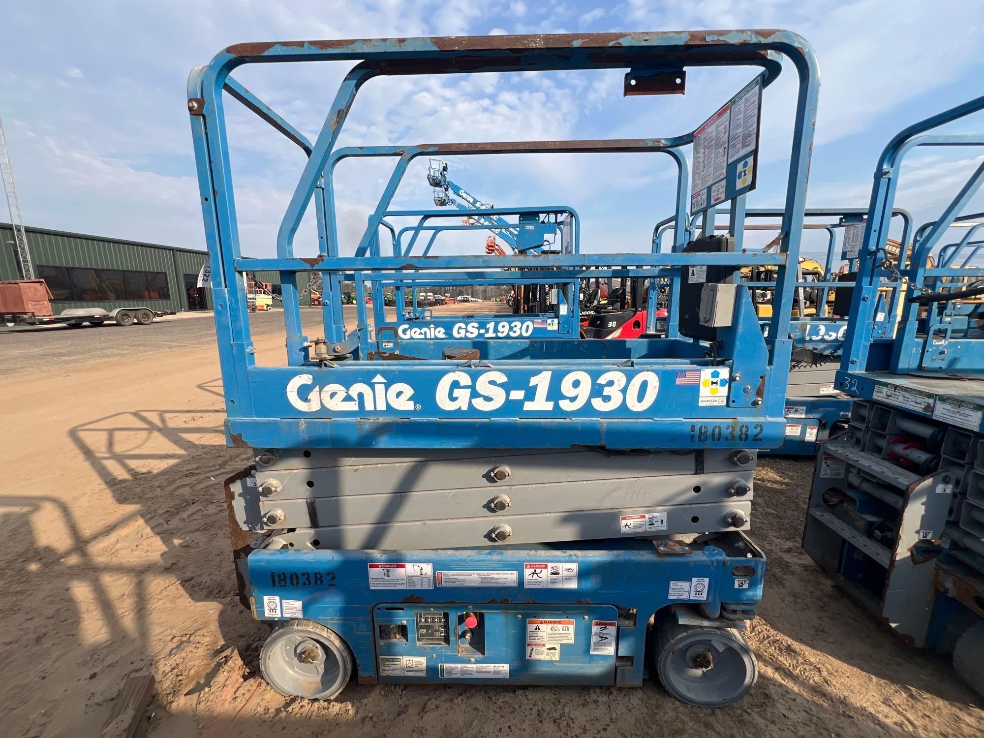 GENIE GS-1930 ELECTRIC SCISSOR LIFT (A62129)